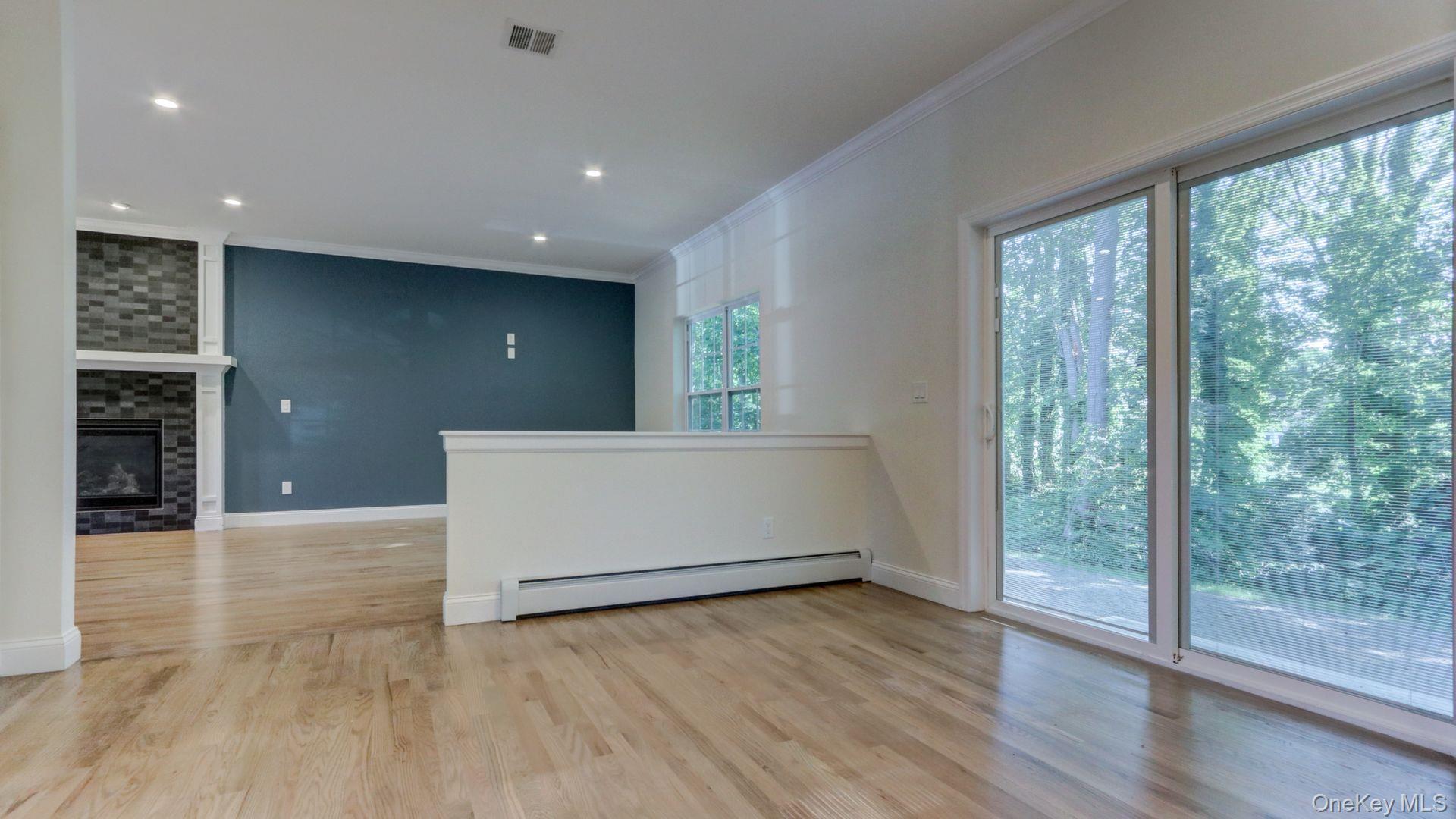 Single Family Forest Avenue Suffolk County, NY 11767, MLS-975330-13