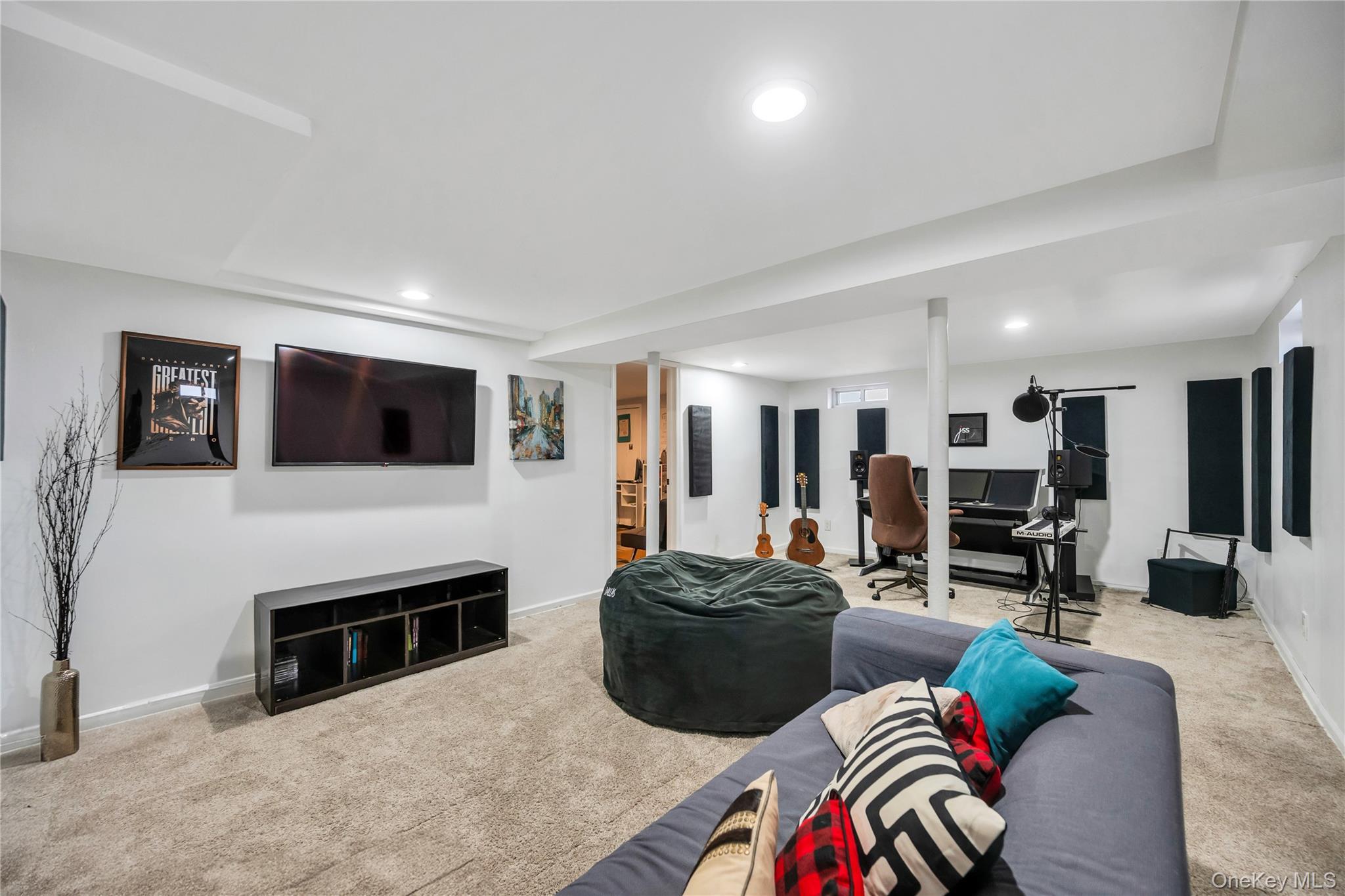 Single Family Joy  Nassau County, NY 11510, MLS-975339-14