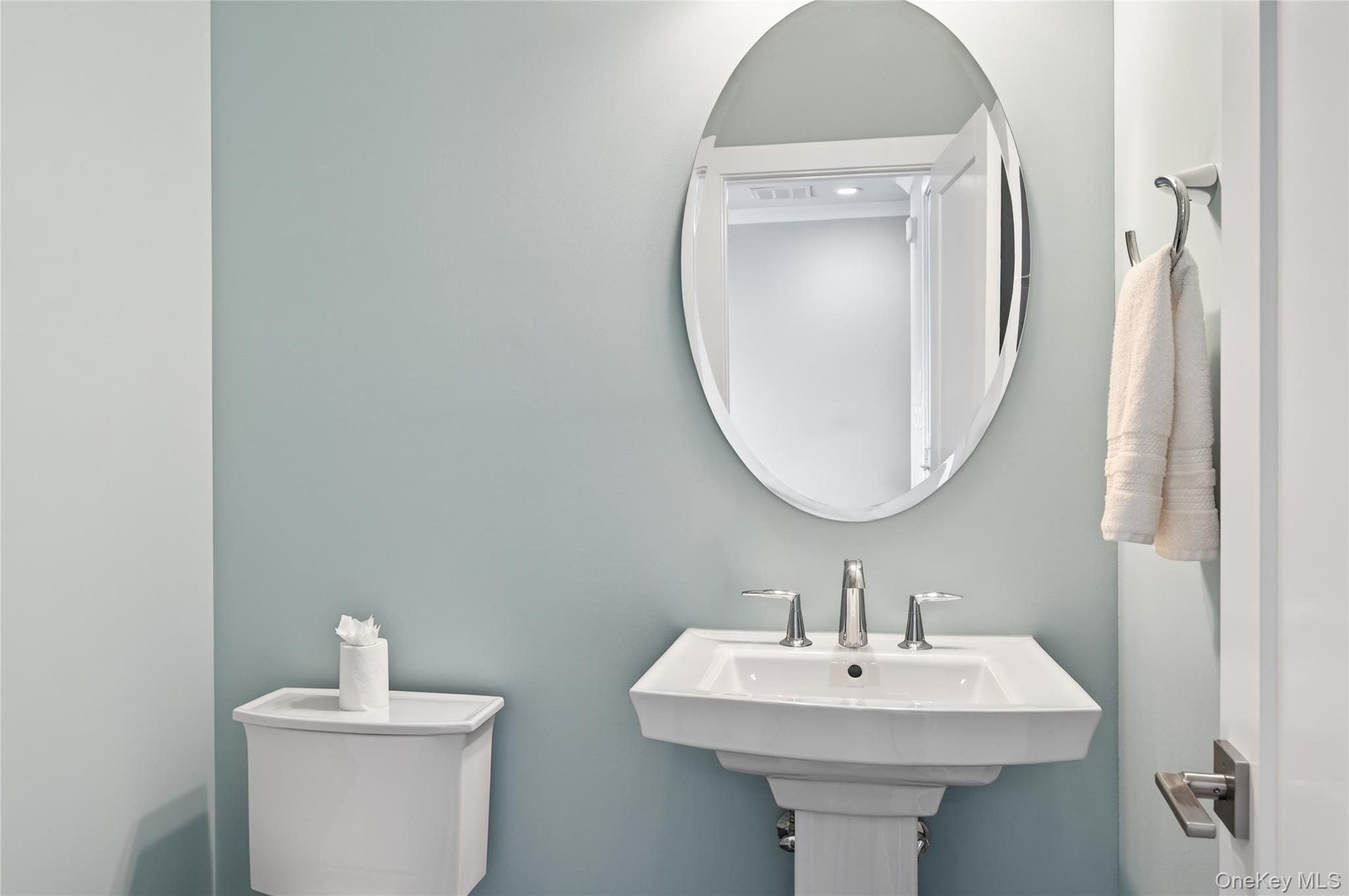 Condo Horseman  Westchester County, NY 10591, MLS-975346-24