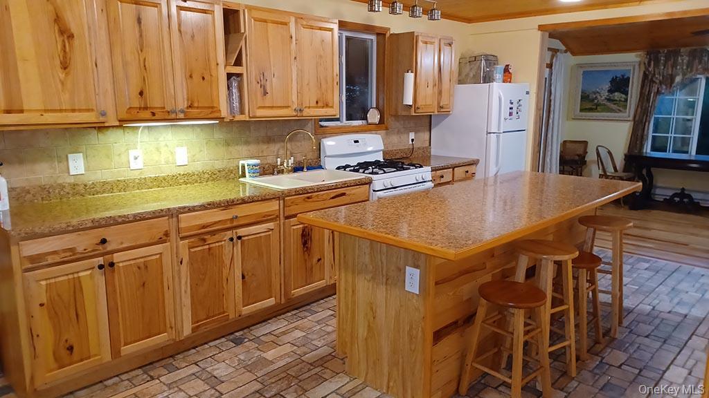 Single Family Maple  Sullivan County, NY 12749, MLS-975349-16