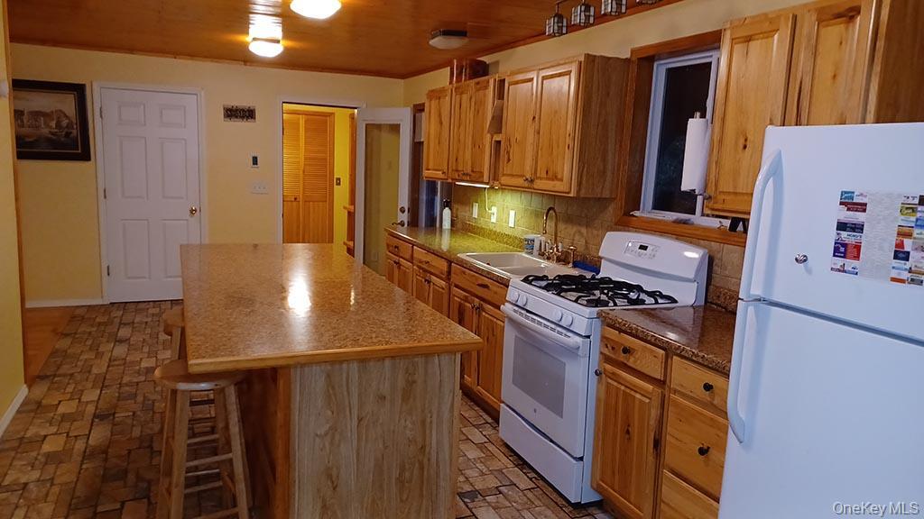 Single Family Maple  Sullivan County, NY 12749, MLS-975349-17