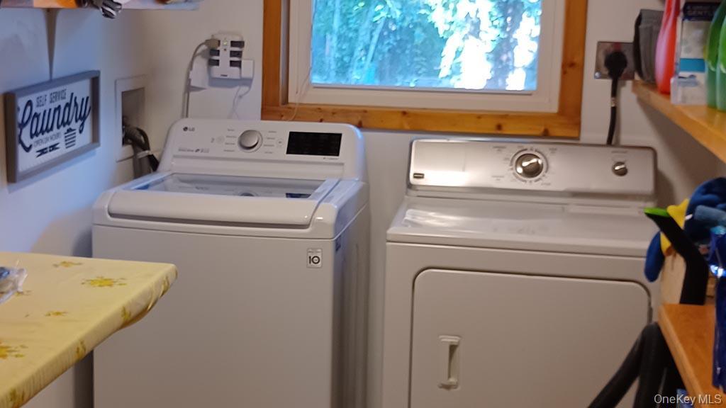 Single Family Maple  Sullivan County, NY 12749, MLS-975349-23