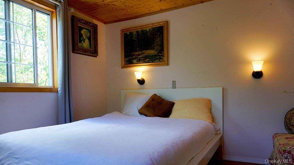 Single Family Maple  Sullivan County, NY 12749, MLS-975349-25