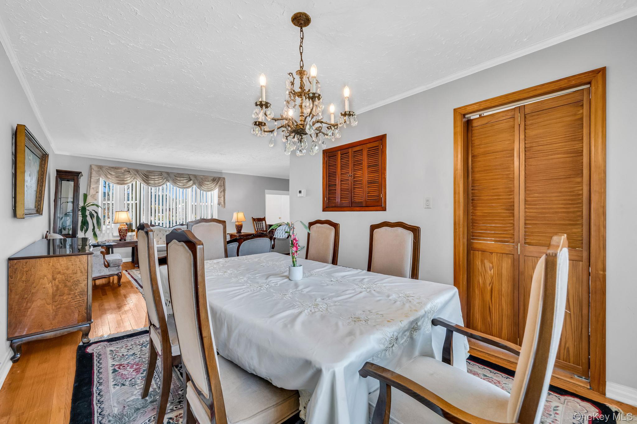 Single Family Astor  Nassau County, NY 11003, MLS-975351-10