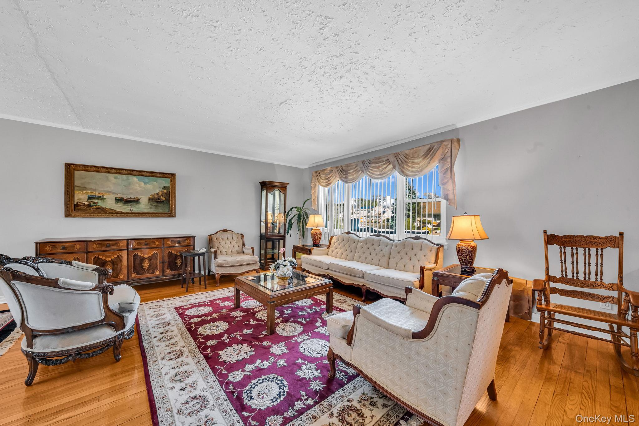 Single Family Astor  Nassau County, NY 11003, MLS-975351-11