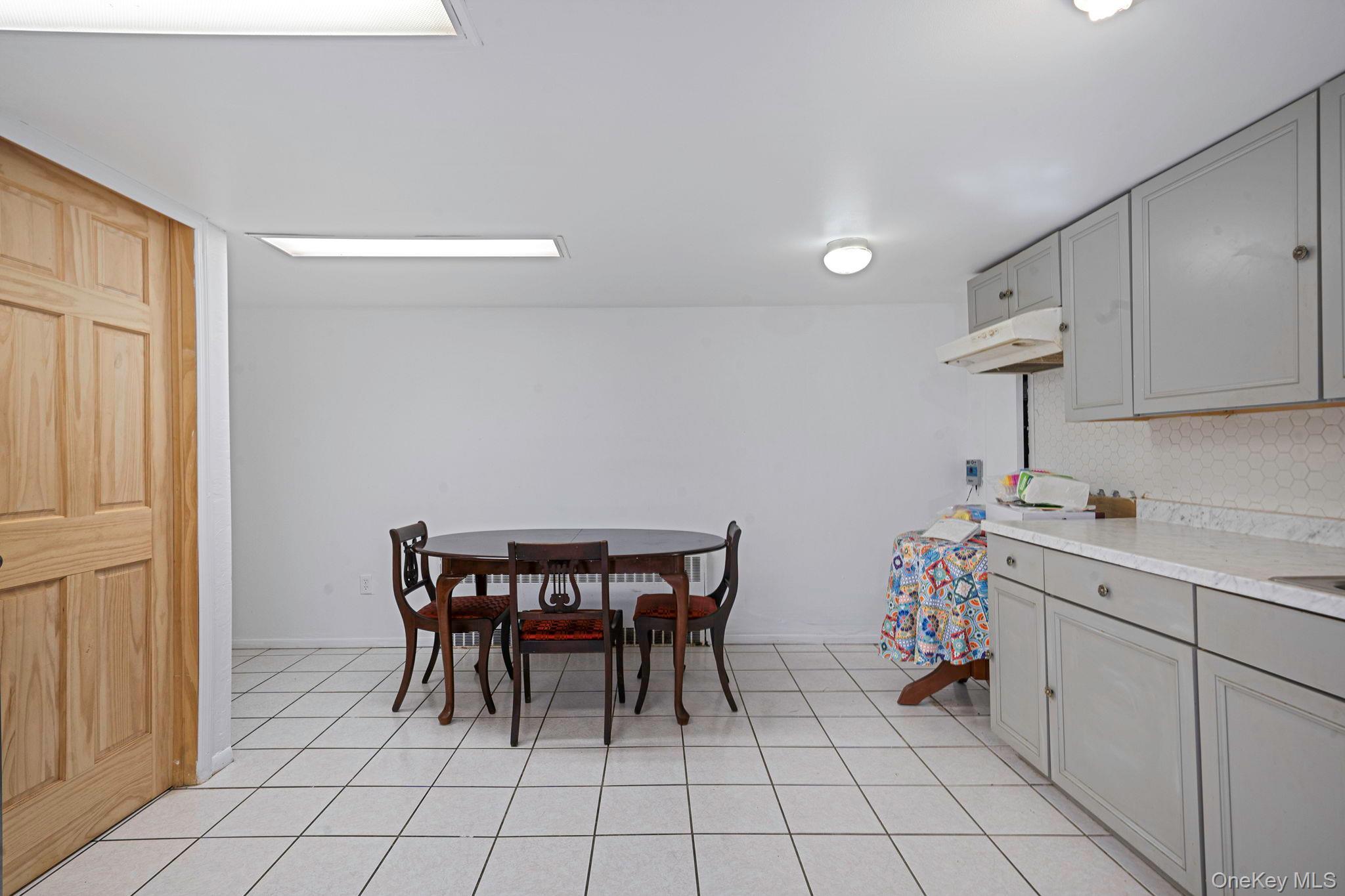 Single Family Astor  Nassau County, NY 11003, MLS-975351-26