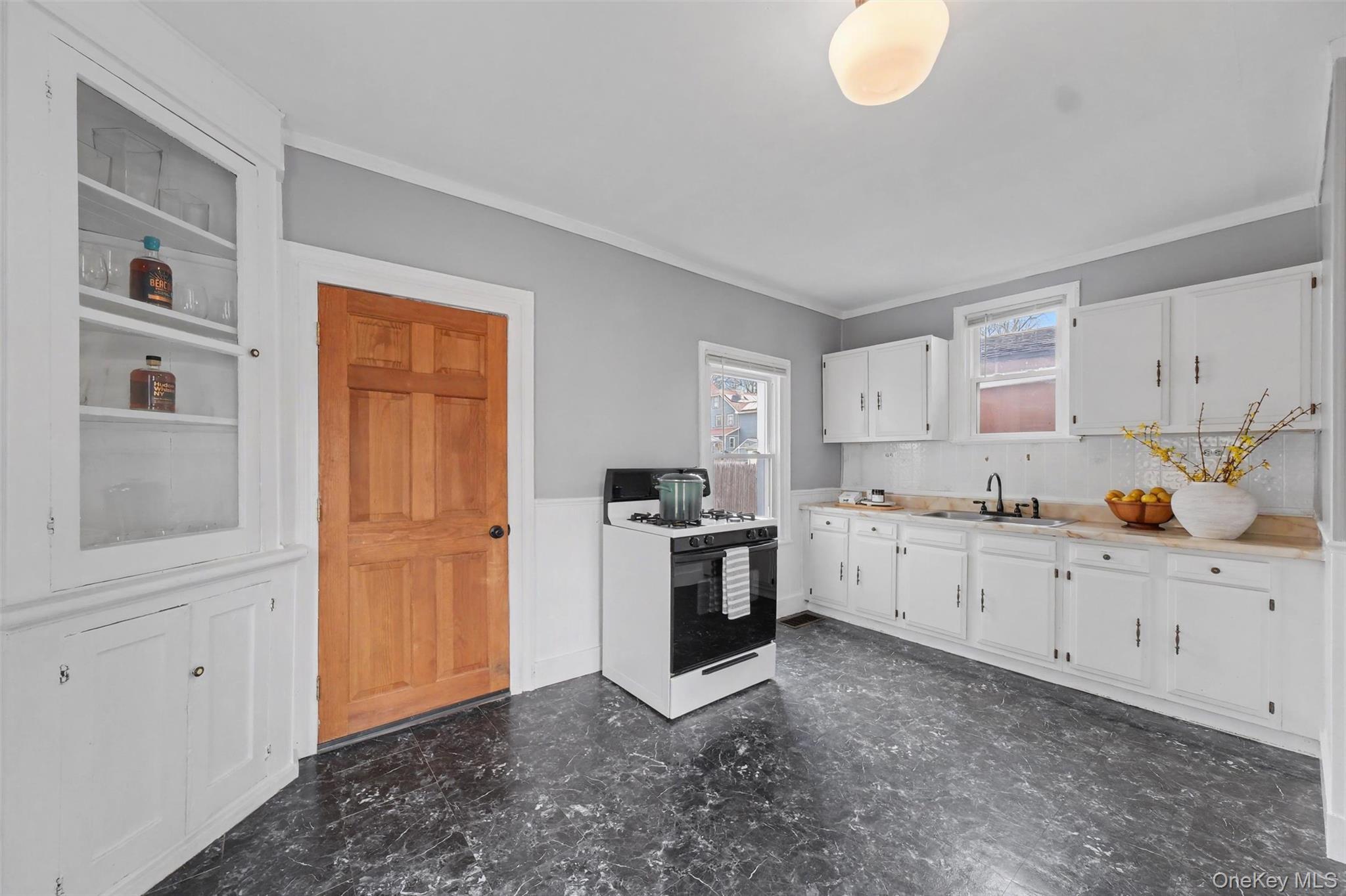 Single Family Center  Dutchess County, NY 12508, MLS-975352-15