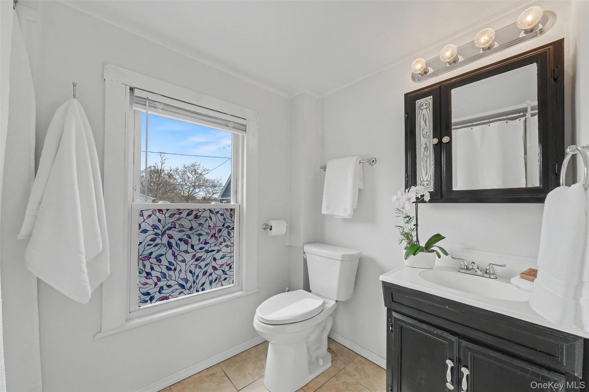 Single Family Center  Dutchess County, NY 12508, MLS-975352-21