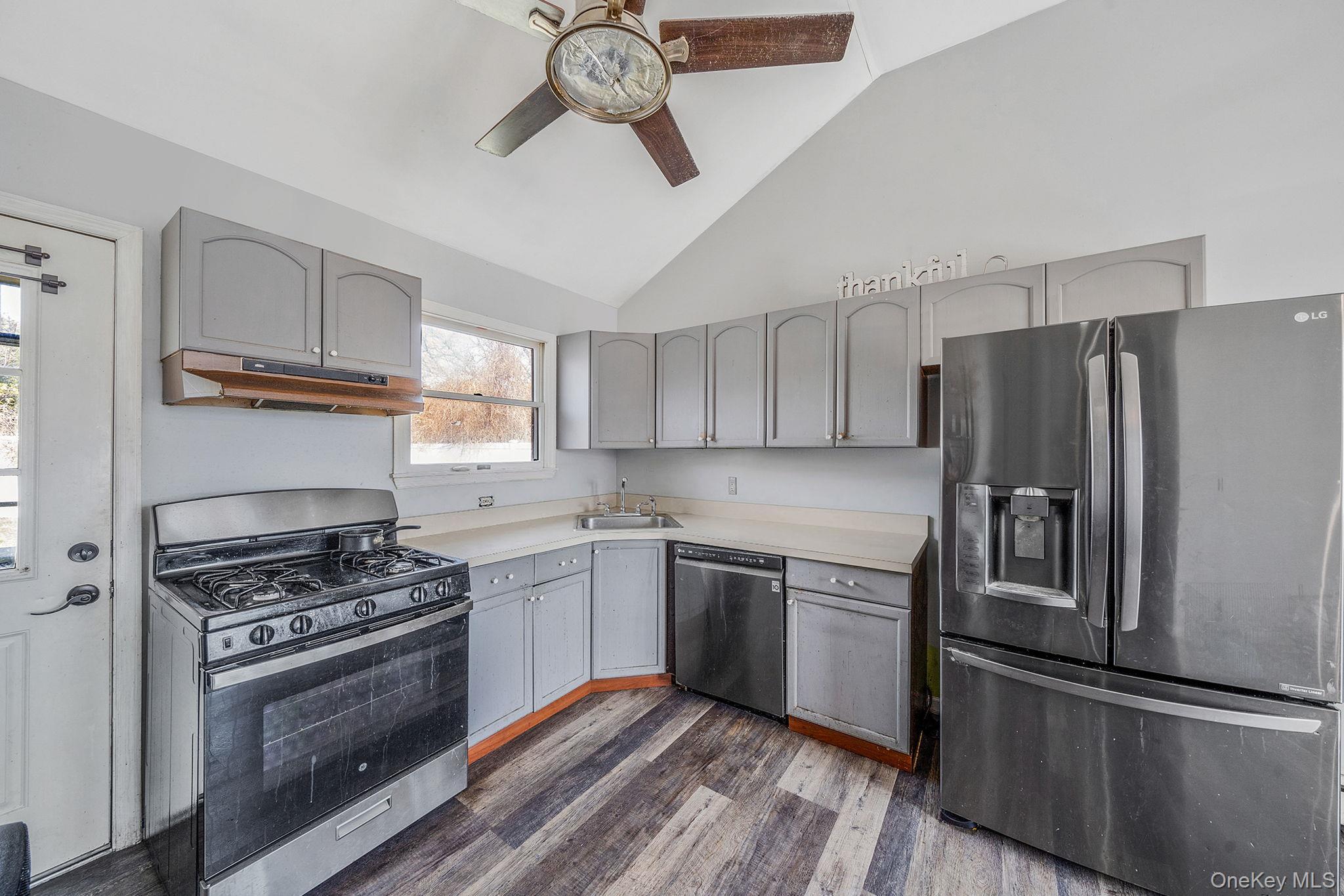 Single Family Spruce  Suffolk County, NY 11722, MLS-975357-3