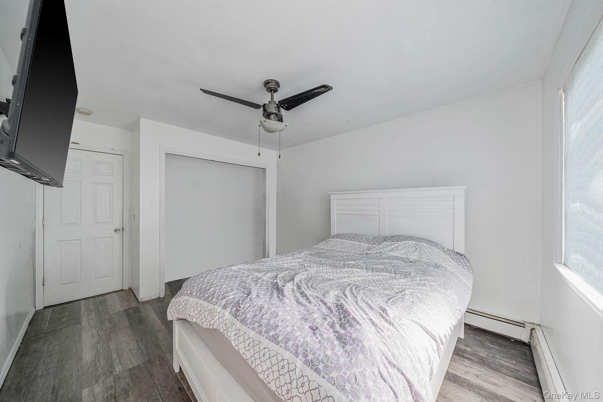 Single Family Spruce  Suffolk County, NY 11722, MLS-975357-4