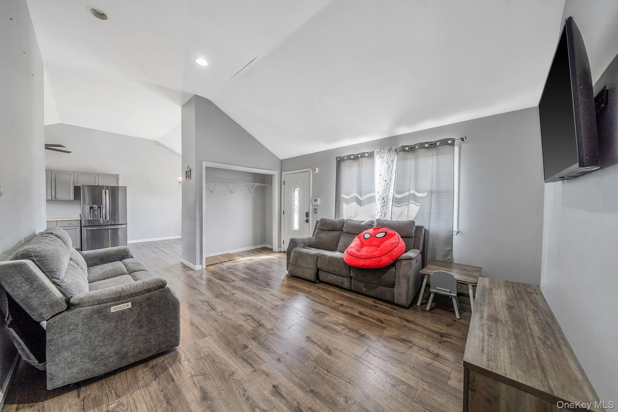 Single Family Spruce  Suffolk County, NY 11722, MLS-975357-6