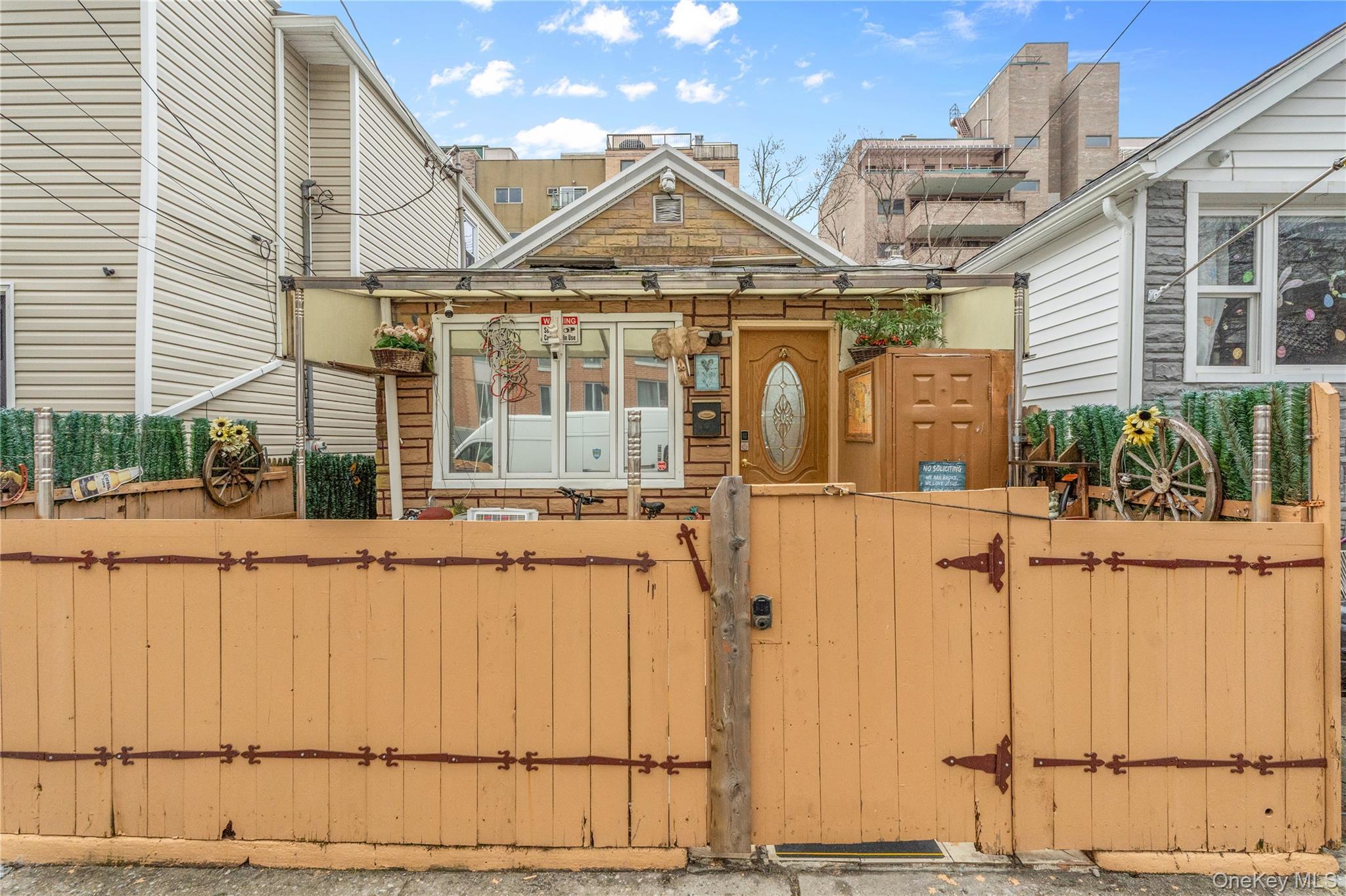 Single Family Banner  Brooklyn, NY 11235, MLS-975372-2