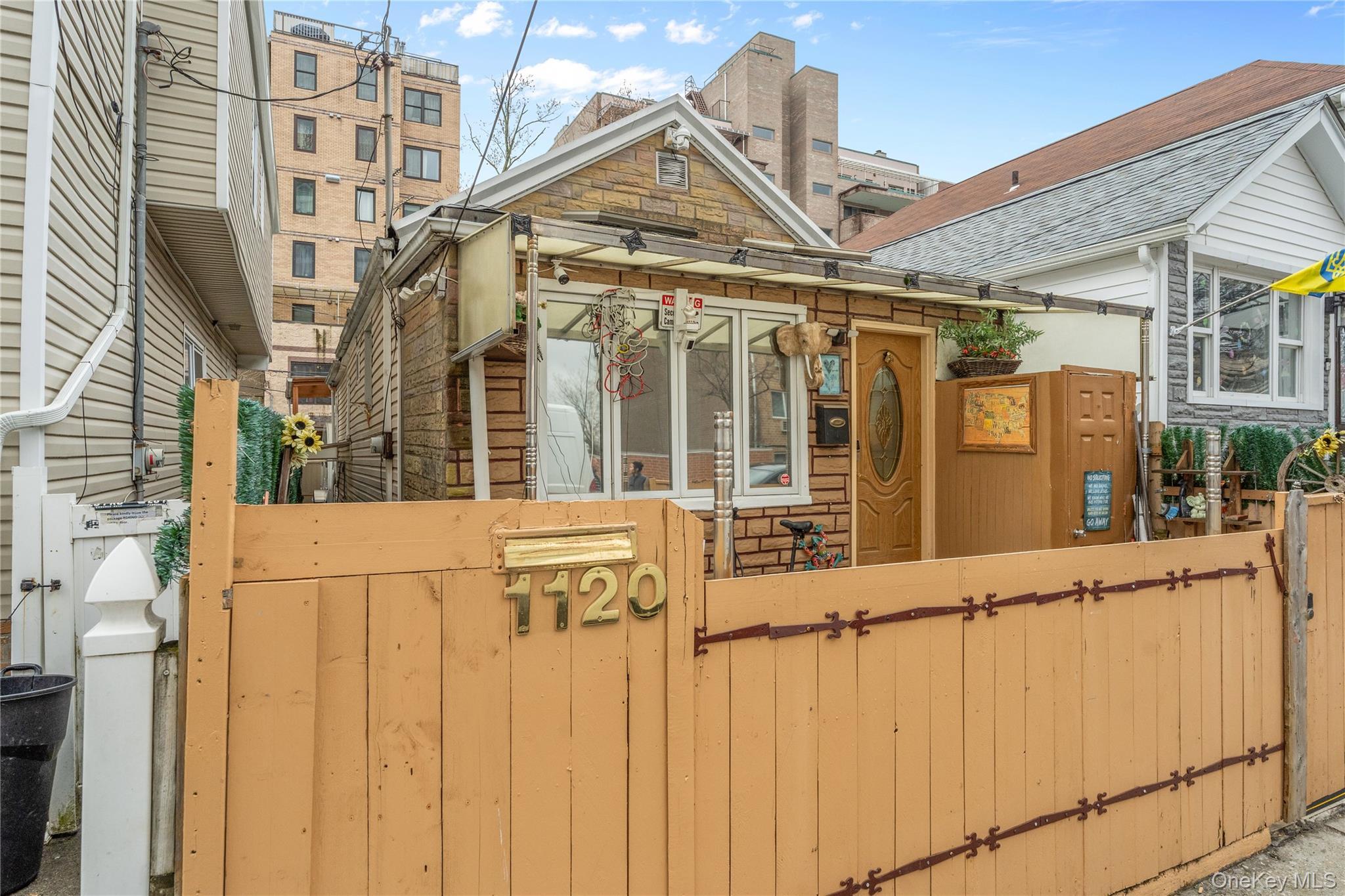 Single Family Banner  Brooklyn, NY 11235, MLS-975372-3
