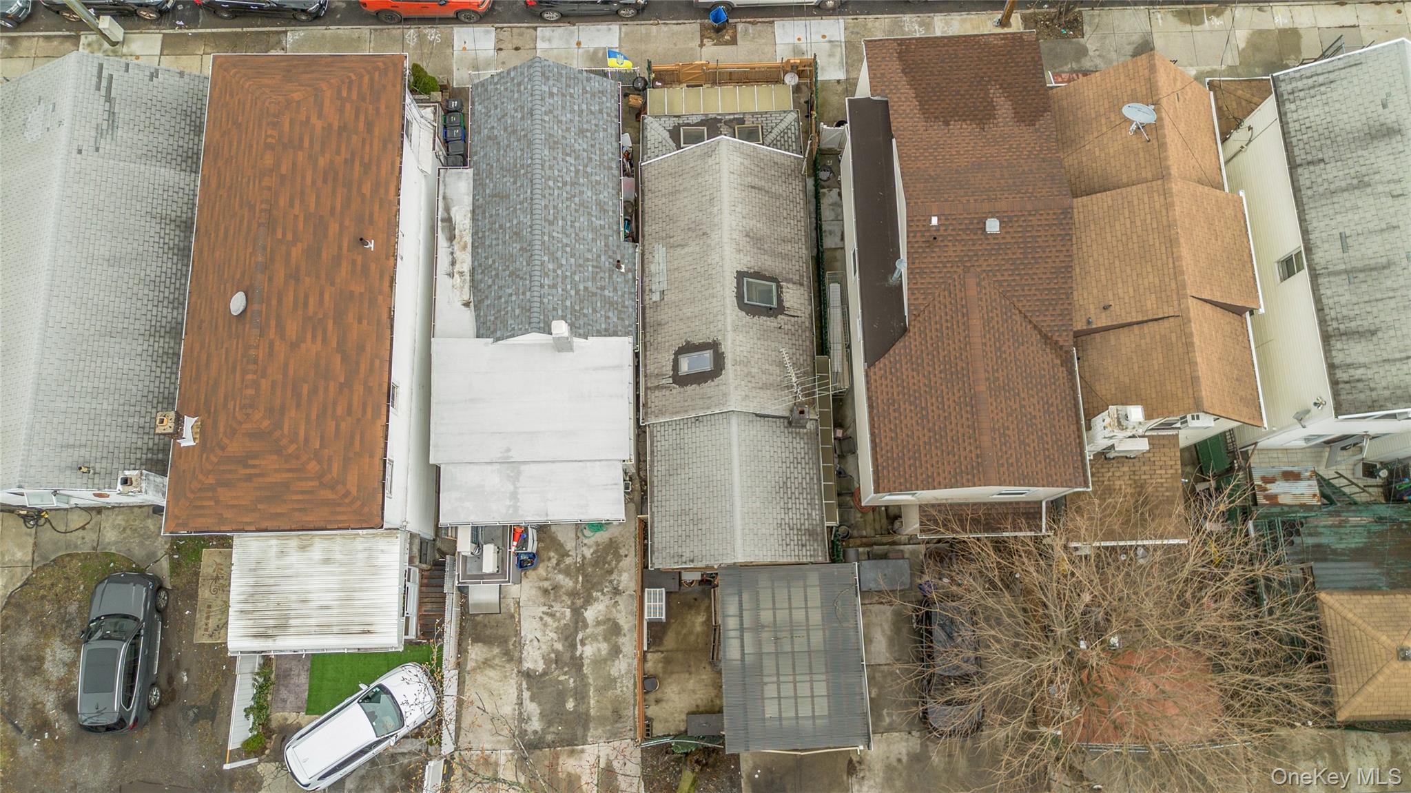 Single Family Banner  Brooklyn, NY 11235, MLS-975372-37