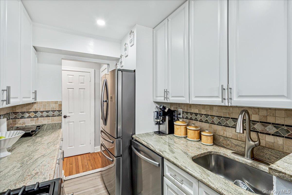 Coop 108th  Queens, NY 11368, MLS-975382-12