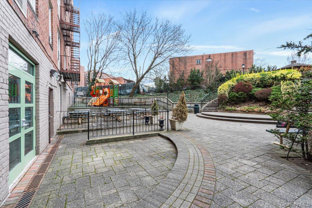 Coop 108th  Queens, NY 11368, MLS-975382-22