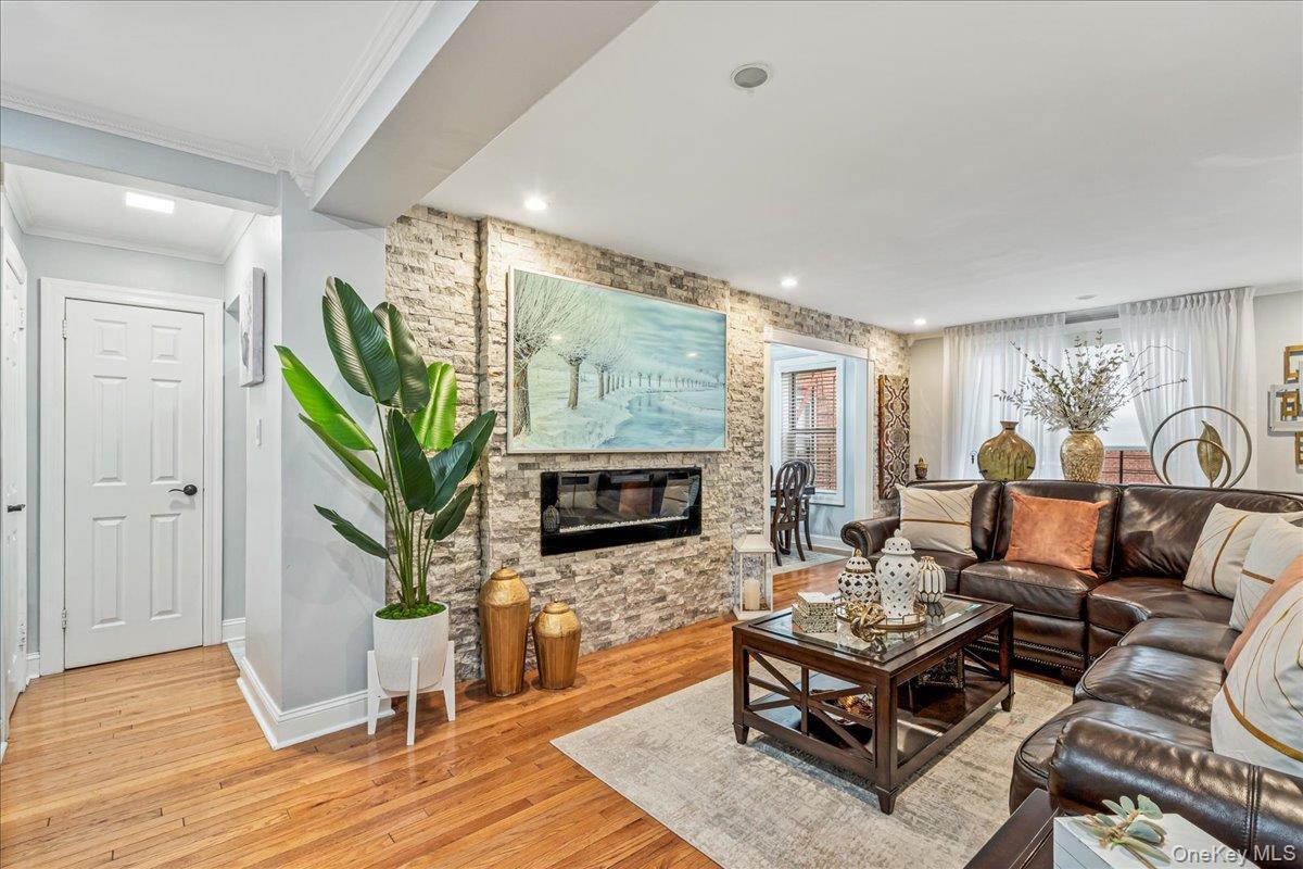 Coop 108th  Queens, NY 11368, MLS-975382-4