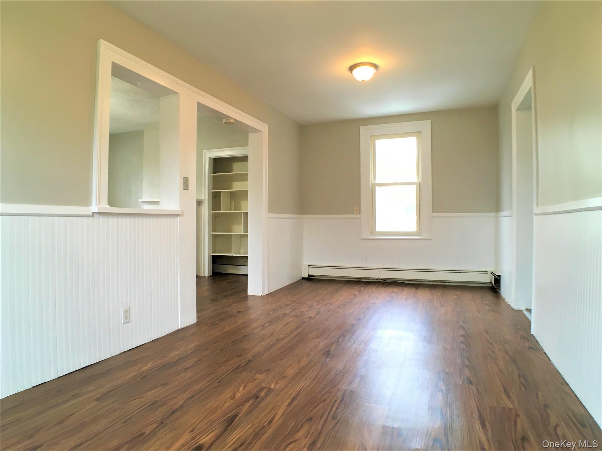 Single Family Albany Dutchess County, NY 12601, MLS-975387-2