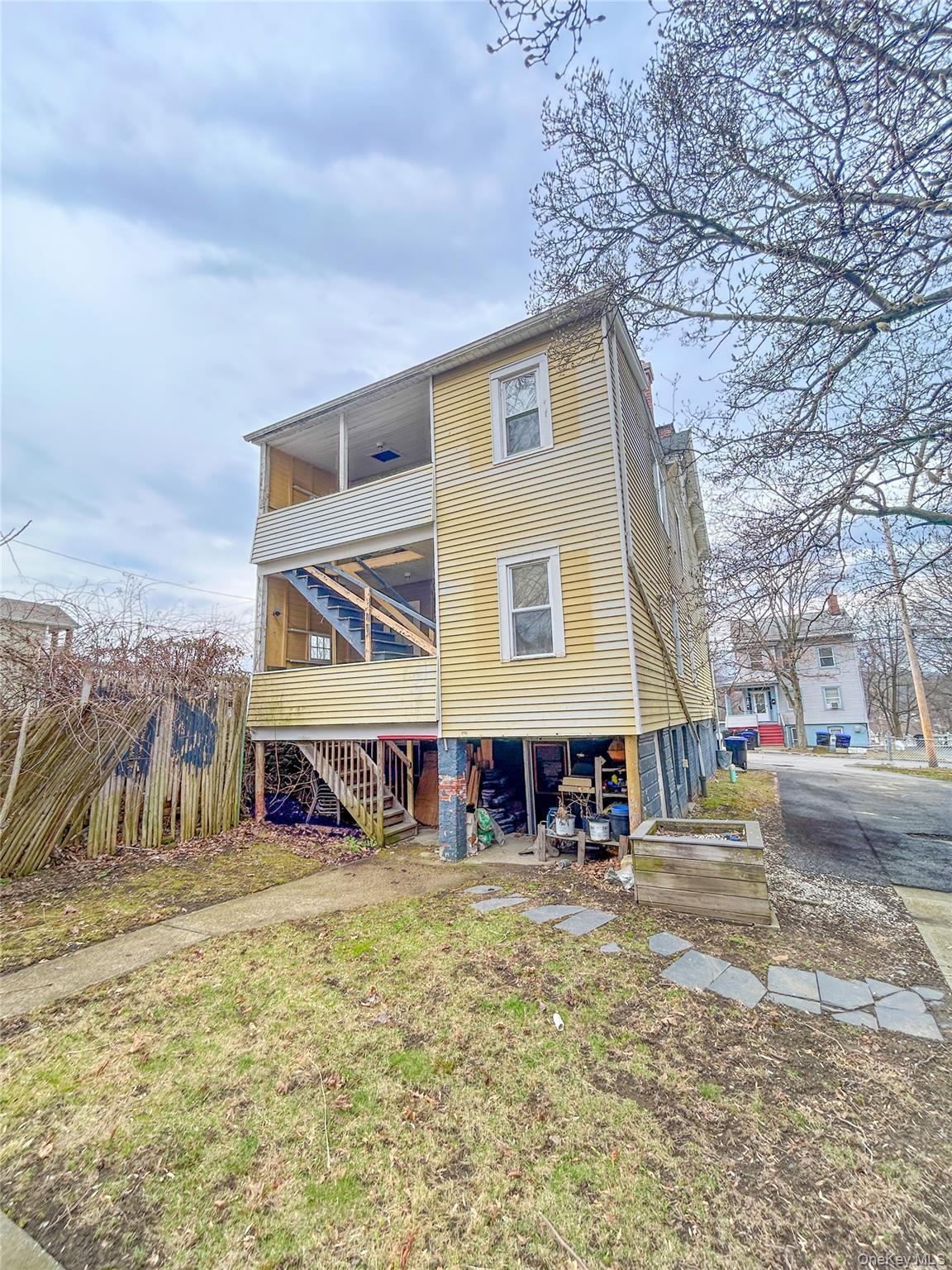 Single Family Albany Dutchess County, NY 12601, MLS-975387-20