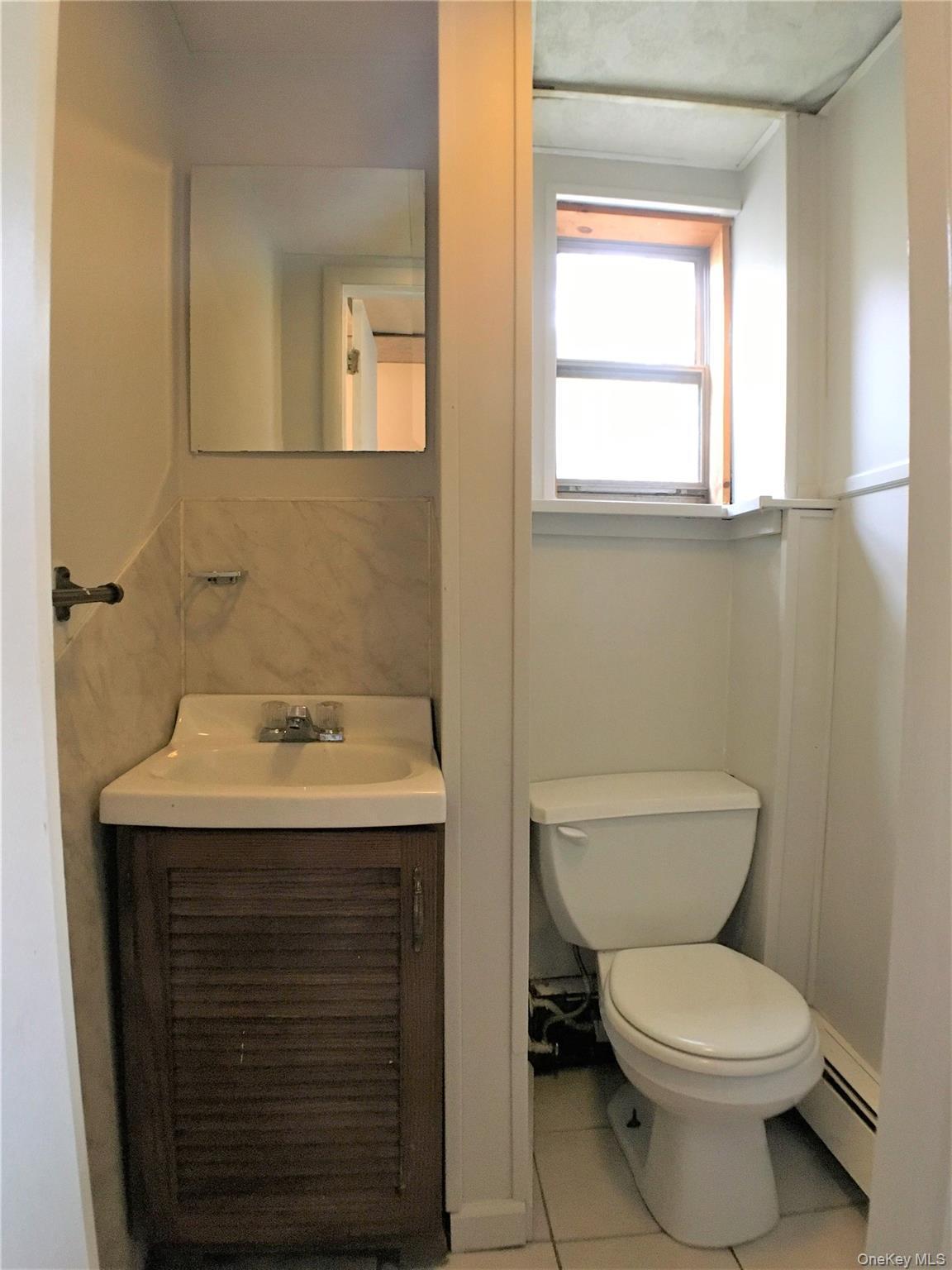 Single Family Albany Dutchess County, NY 12601, MLS-975387-9