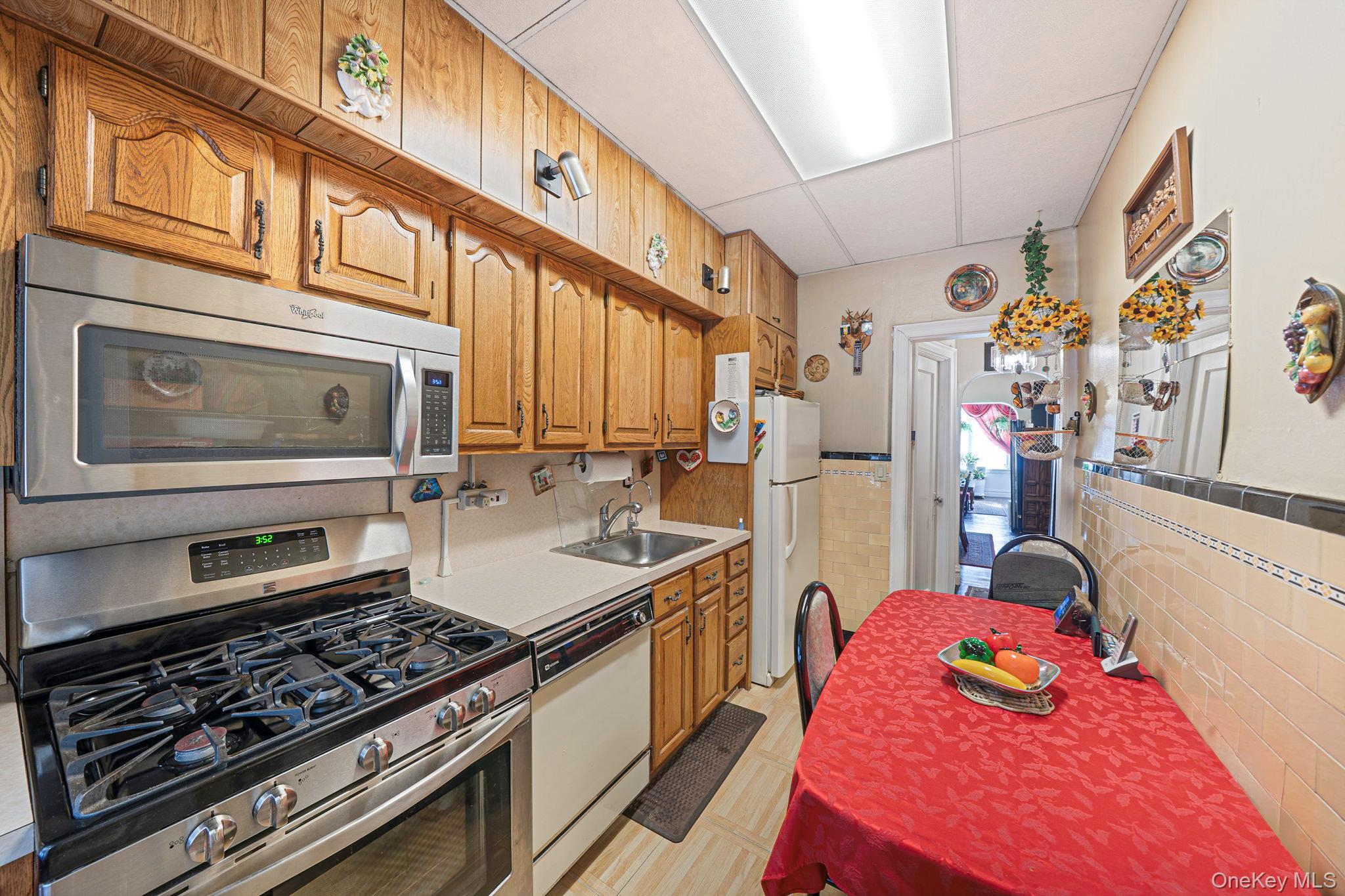 Single Family 57th  Brooklyn, NY 11203, MLS-975388-17