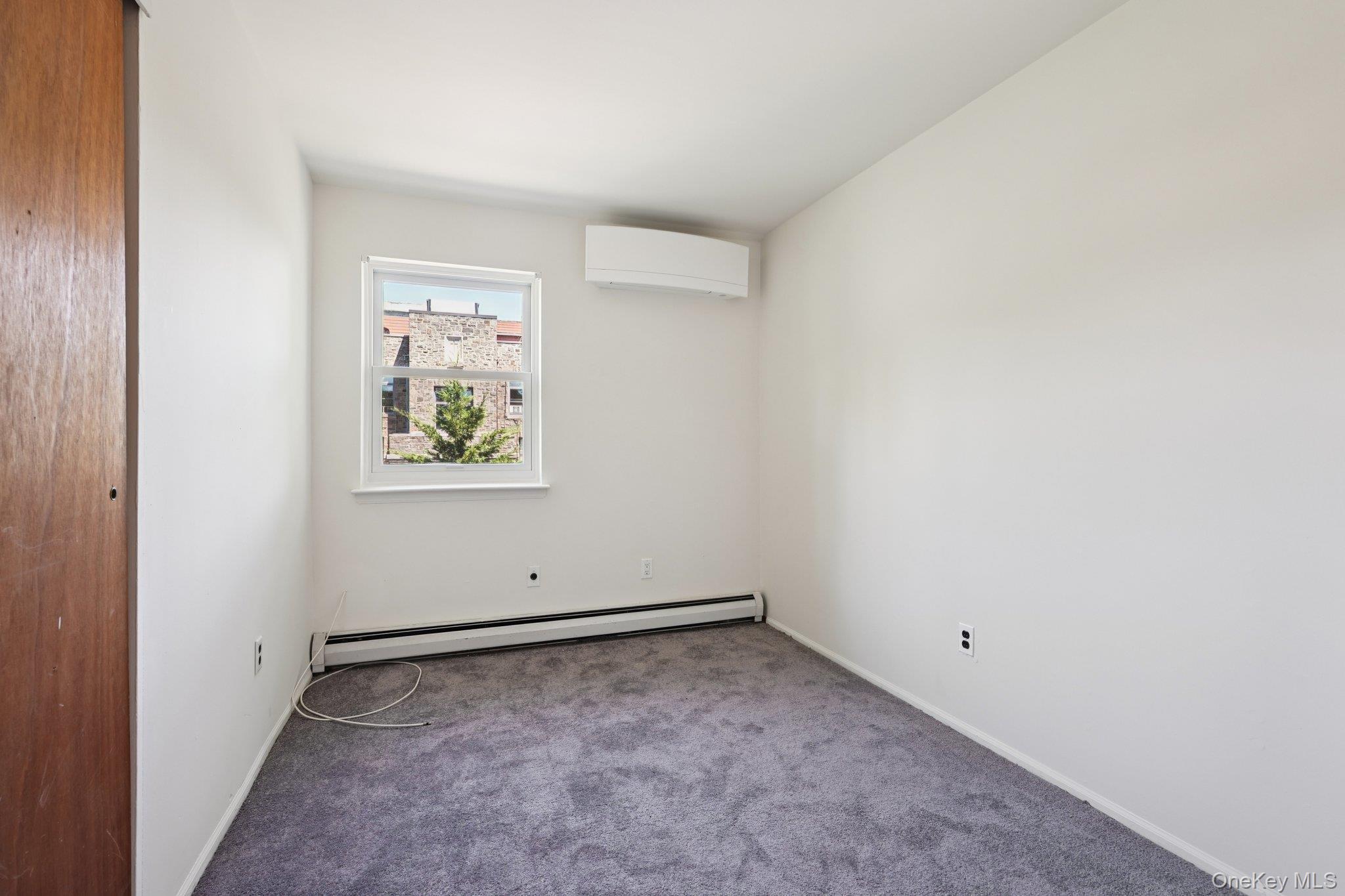 Single Family Delafield  Bronx, NY 10471, MLS-975390-27