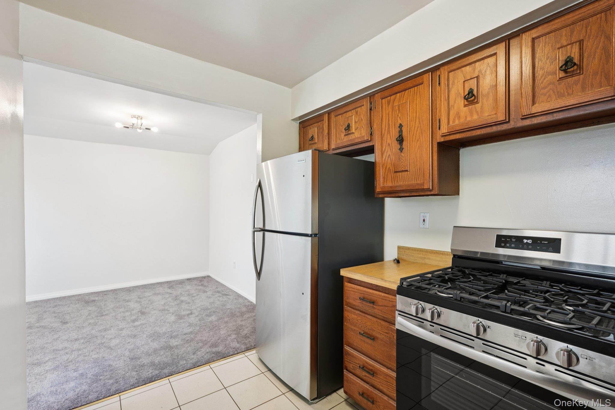 Single Family Delafield  Bronx, NY 10471, MLS-975390-9