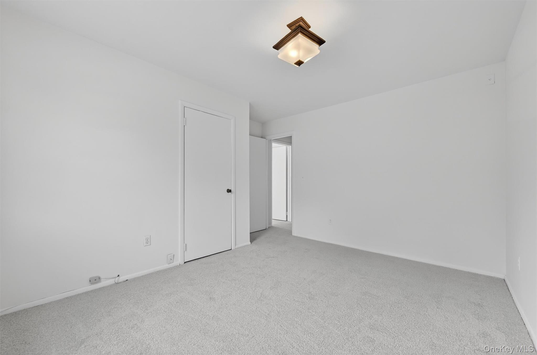 Condo Parkside  Rockland County, NY 10901, MLS-975401-17