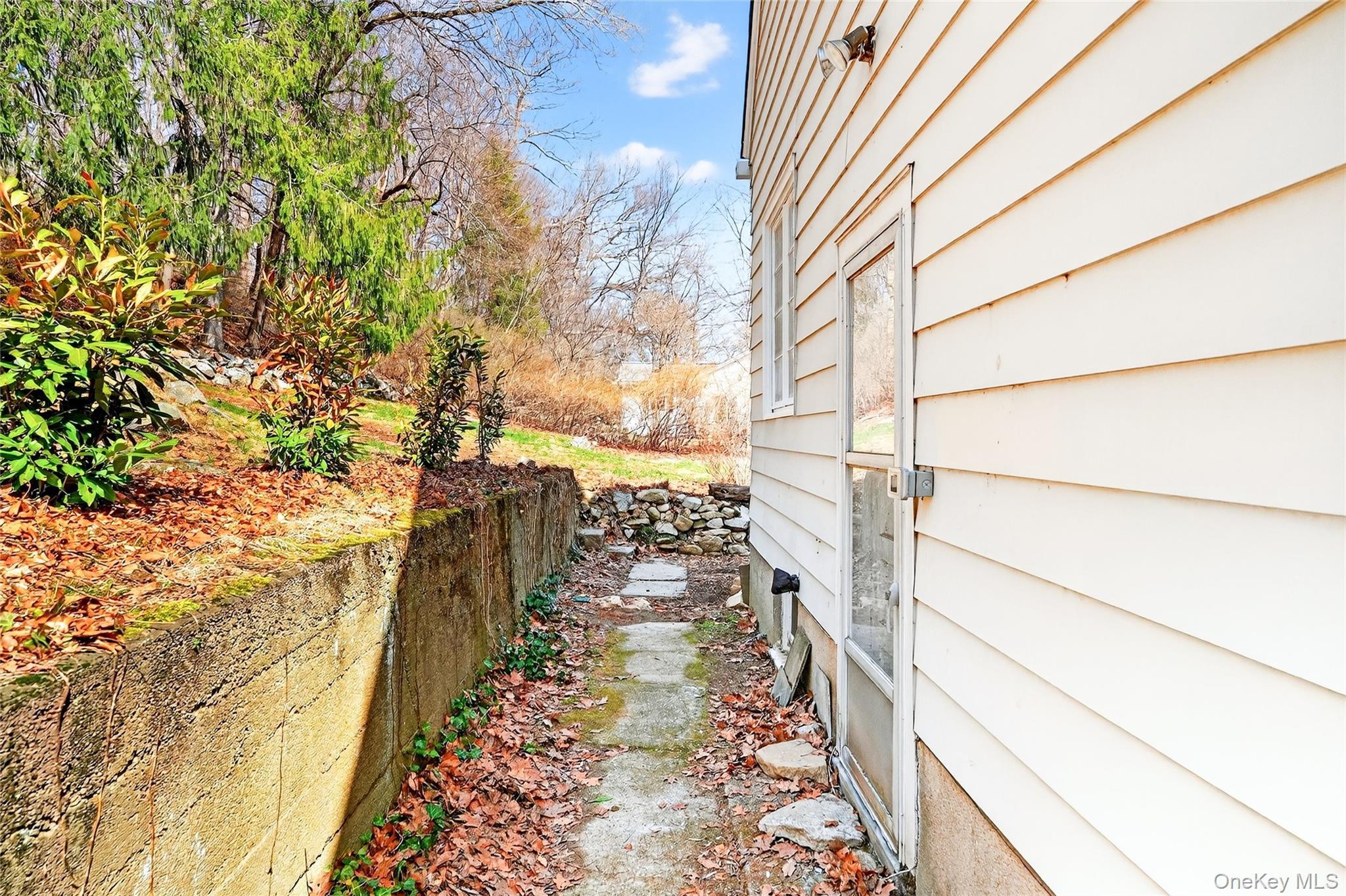 Single Family Decatur  Westchester County, NY 10566, MLS-975414-37