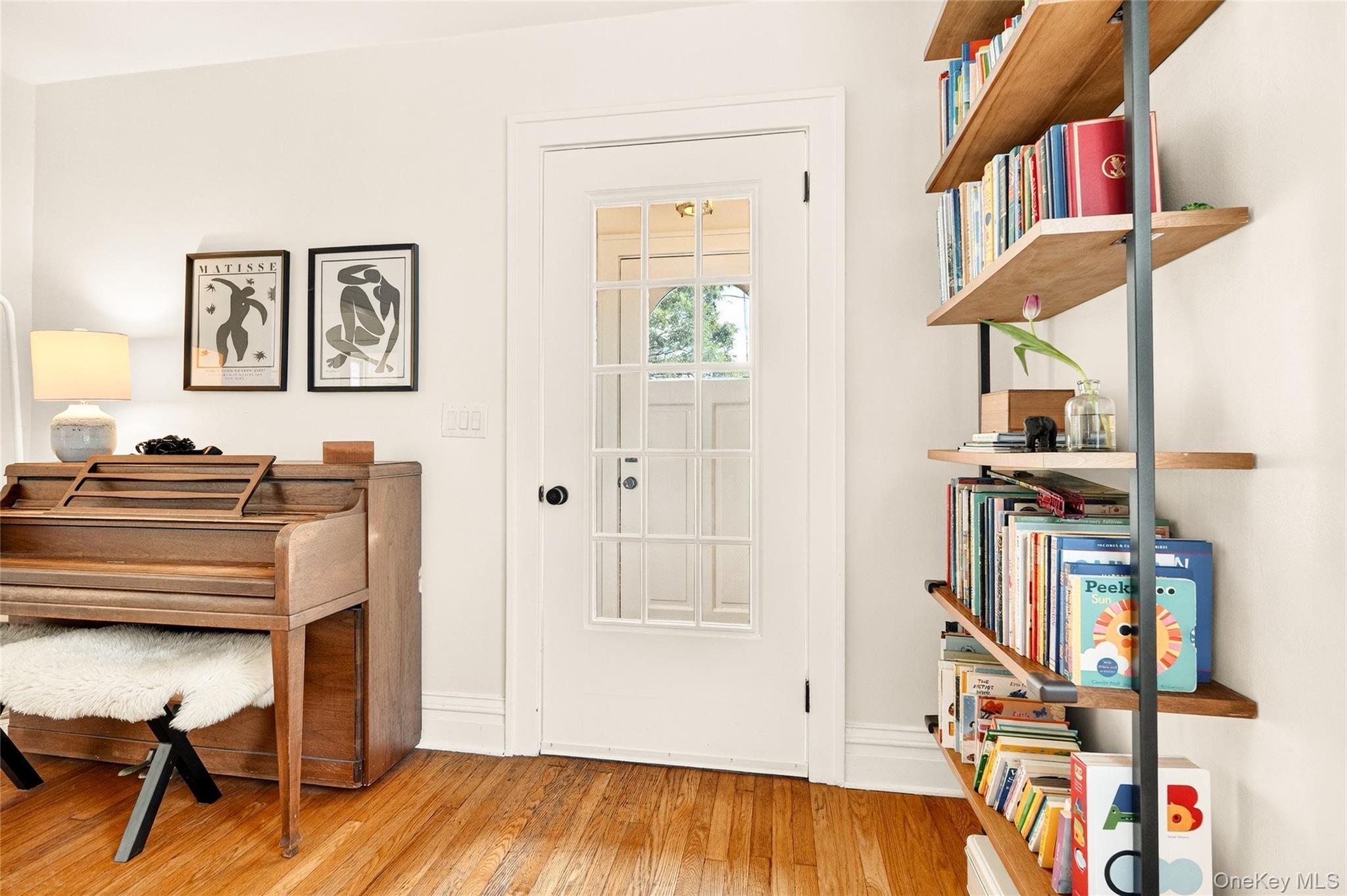 Single Family Decatur  Westchester County, NY 10566, MLS-975414-8