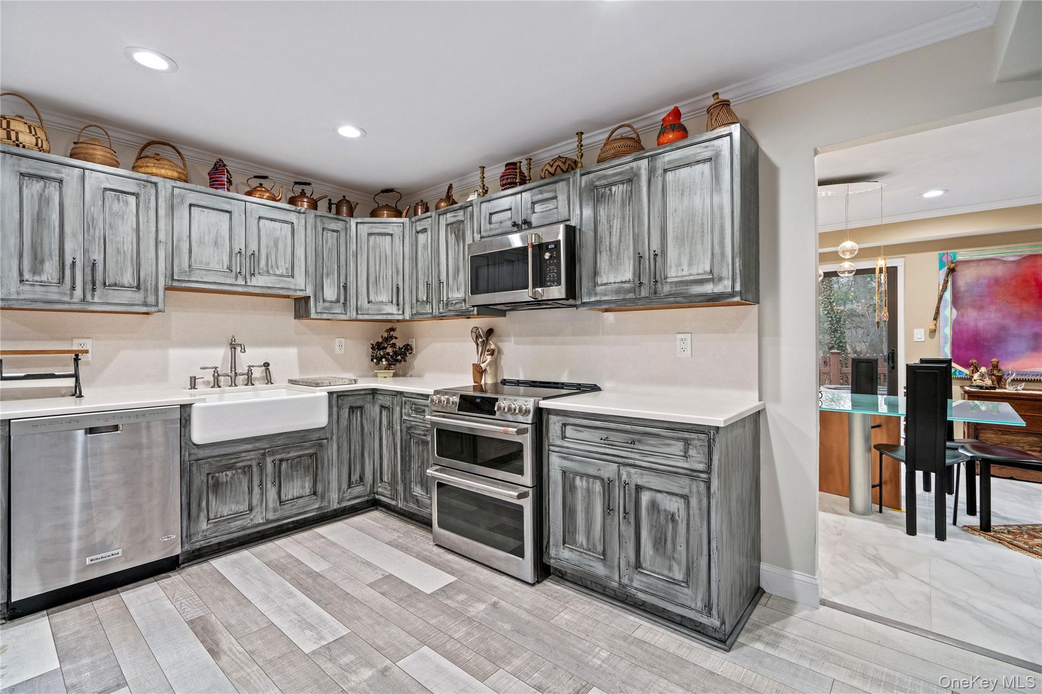 Condo Maple  Nassau County, NY 11753, MLS-975423-10