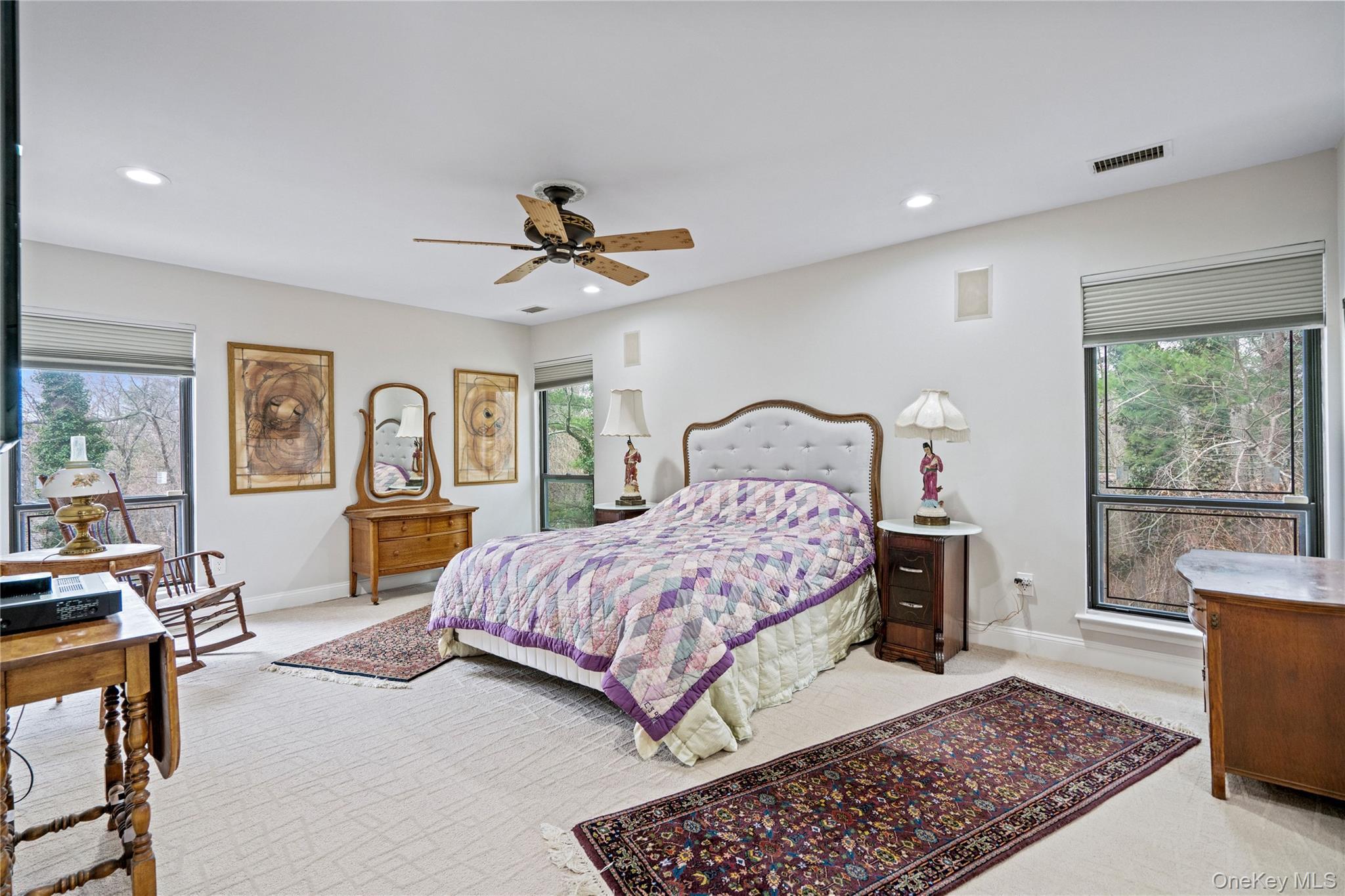 Condo Maple  Nassau County, NY 11753, MLS-975423-20