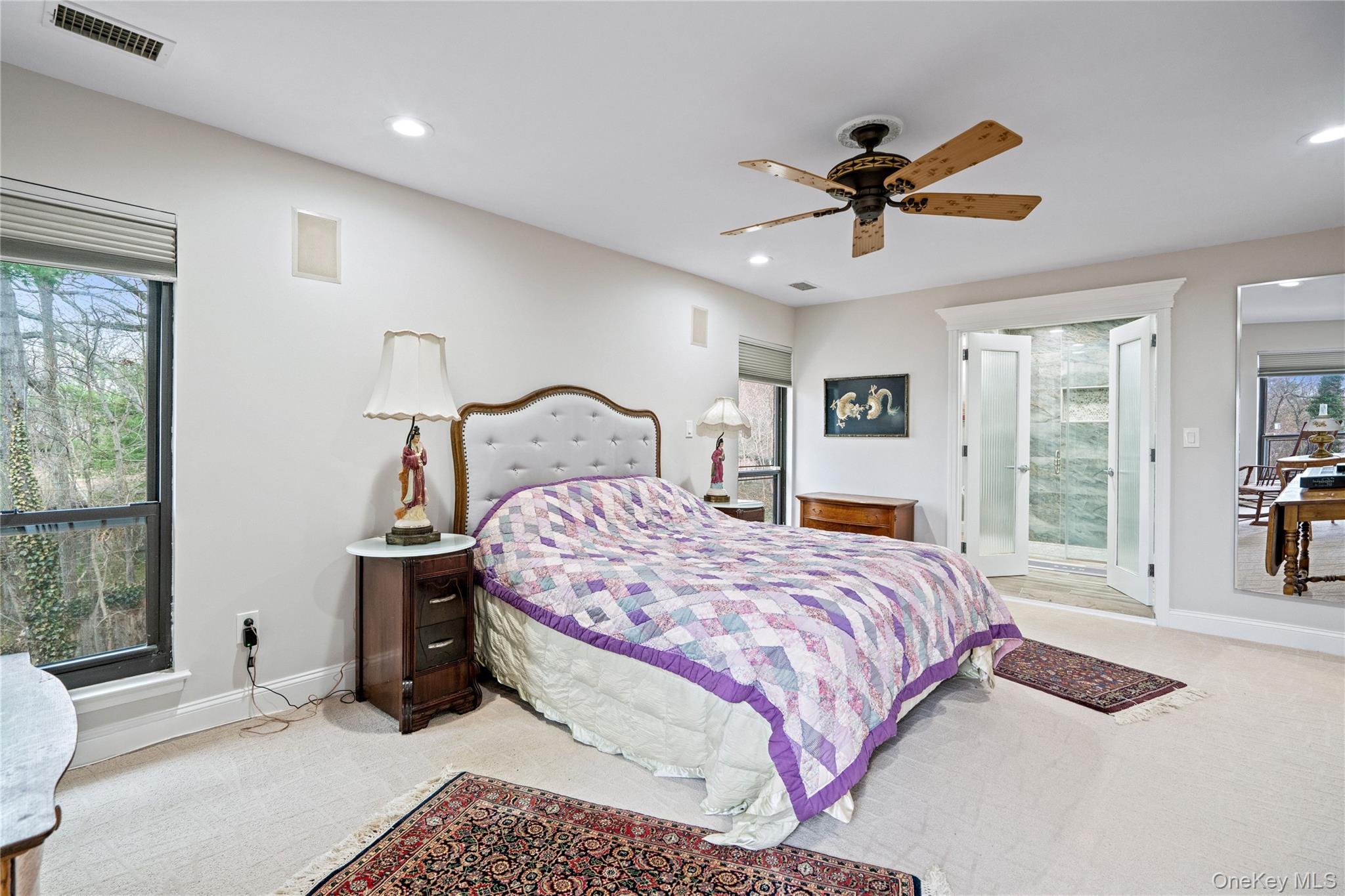 Condo Maple  Nassau County, NY 11753, MLS-975423-21