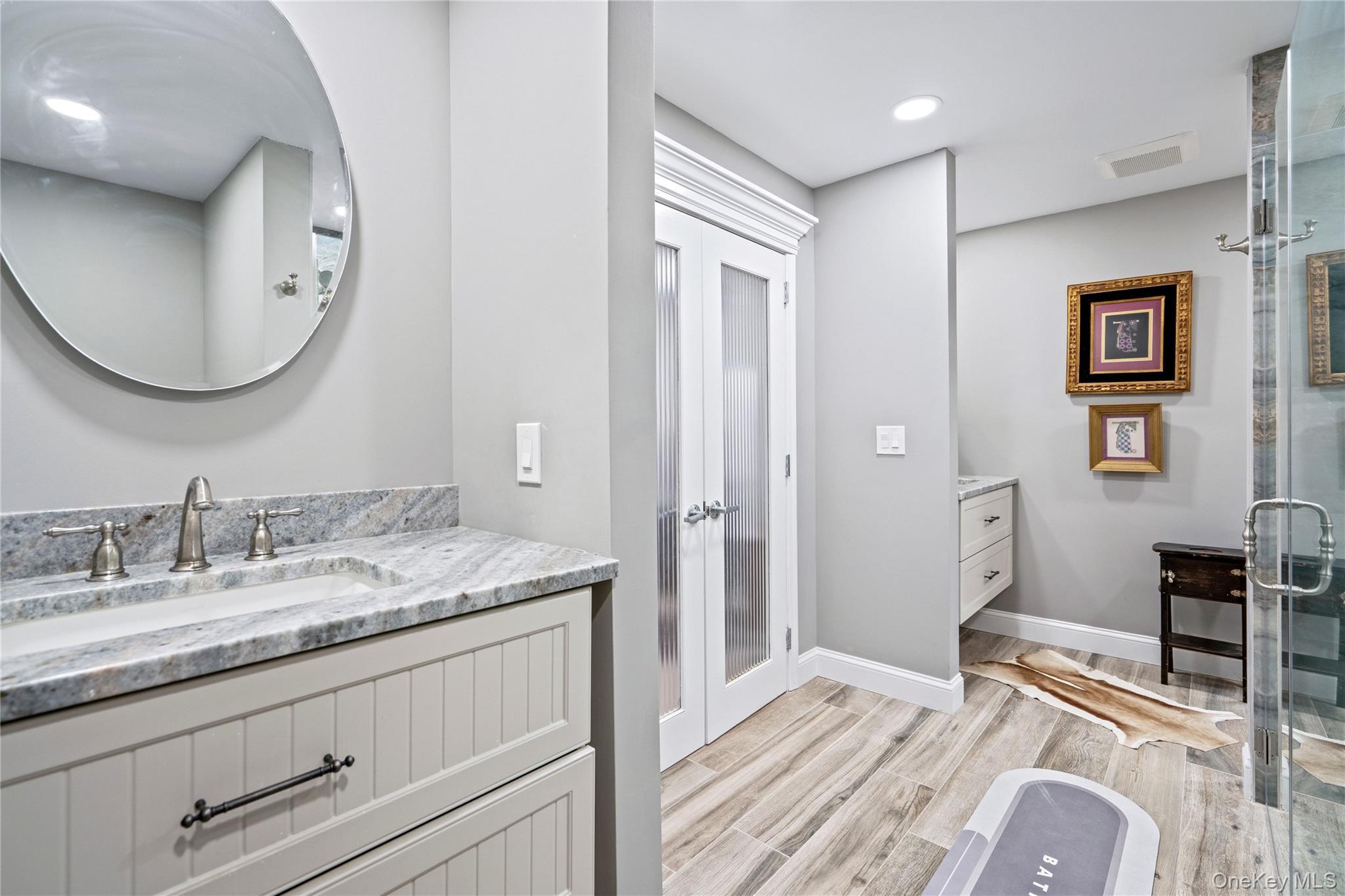 Condo Maple  Nassau County, NY 11753, MLS-975423-23