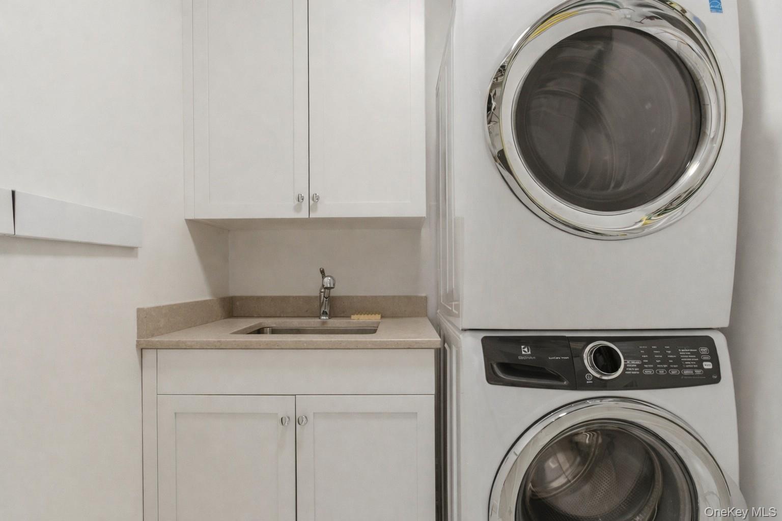 Condo Davenport  Westchester County, NY 10805, MLS-975427-21