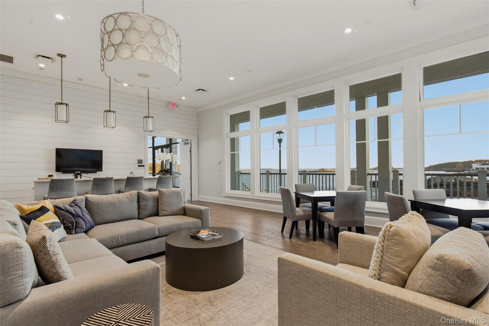 Condo Davenport  Westchester County, NY 10805, MLS-975427-25