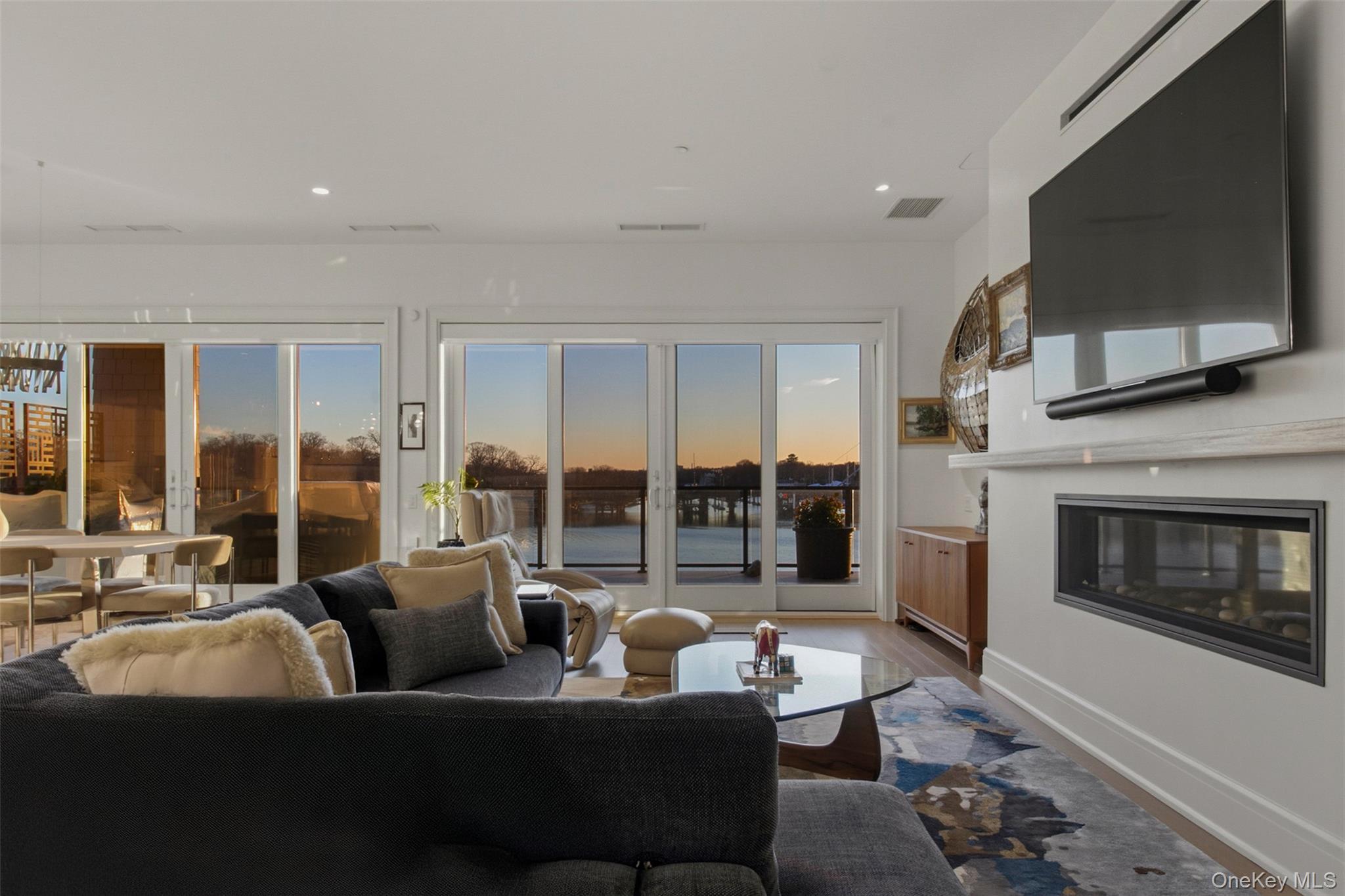 Condo Davenport  Westchester County, NY 10805, MLS-975427-5