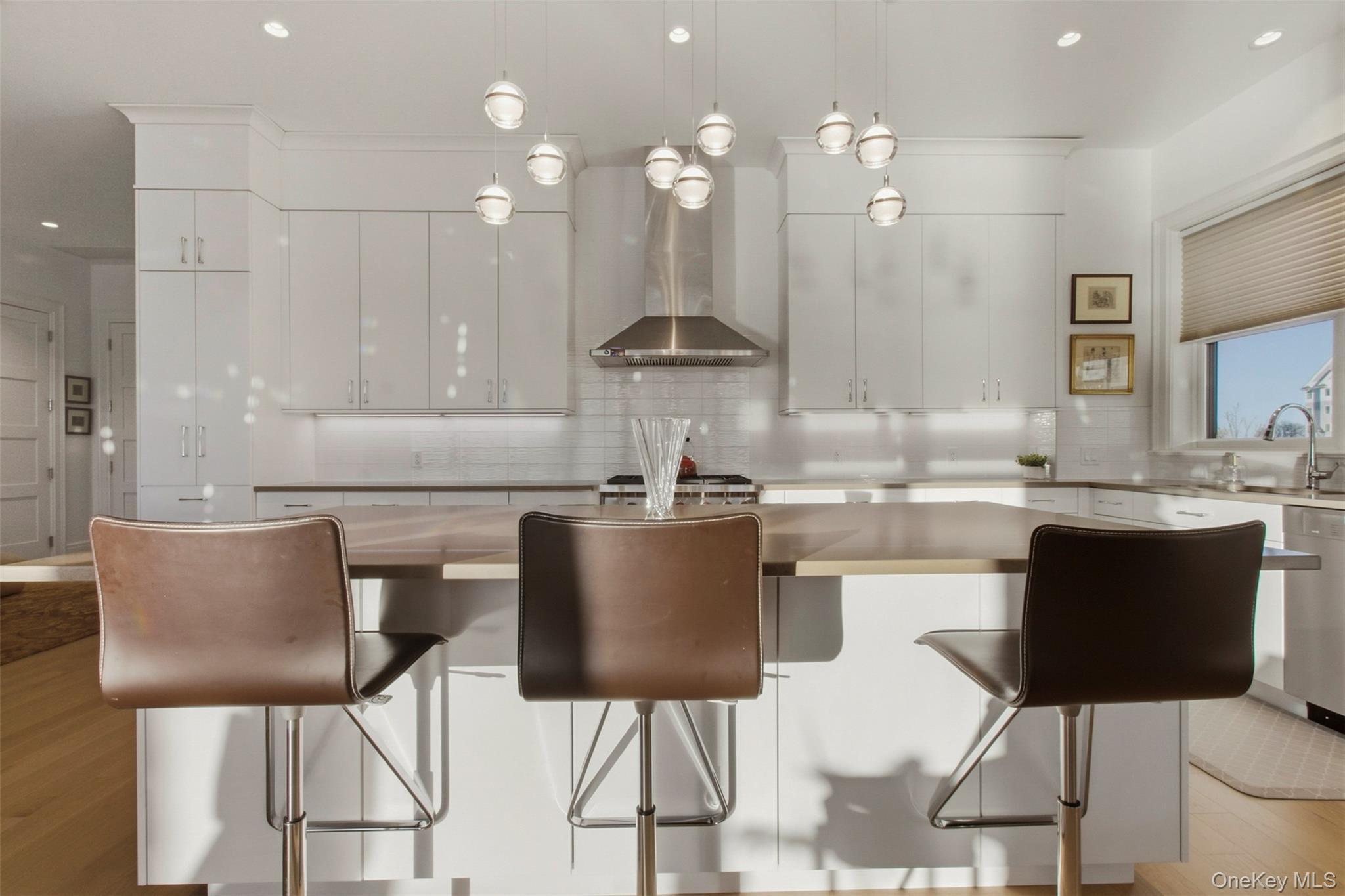 Condo Davenport  Westchester County, NY 10805, MLS-975427-8