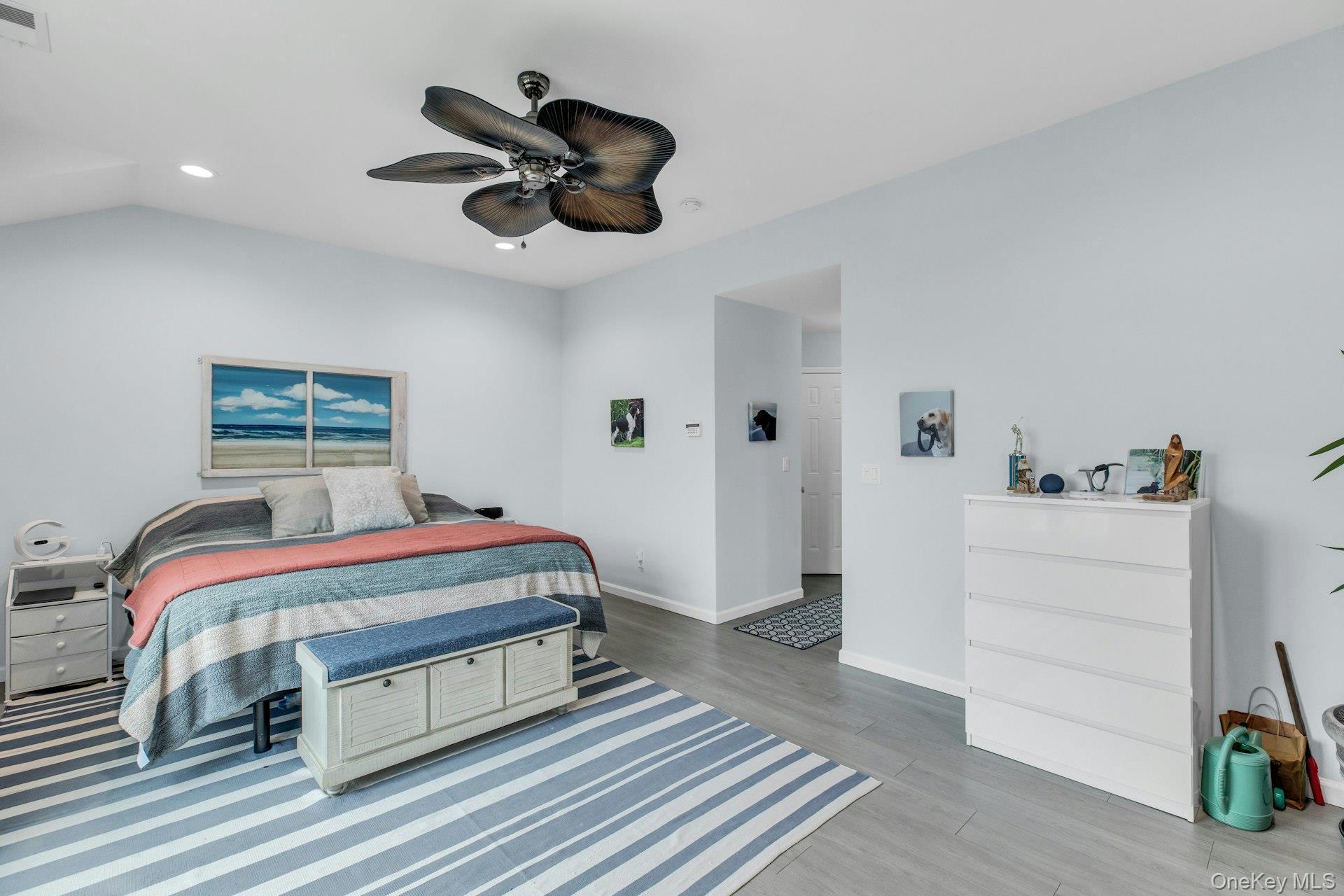 Condo Jackie Suffolk County, NY 11772, MLS-975429-21