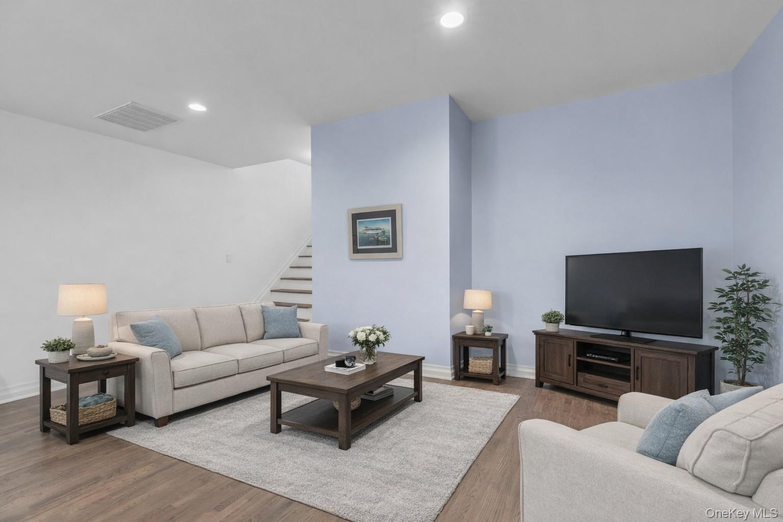 Condo Jackie Suffolk County, NY 11772, MLS-975429-8