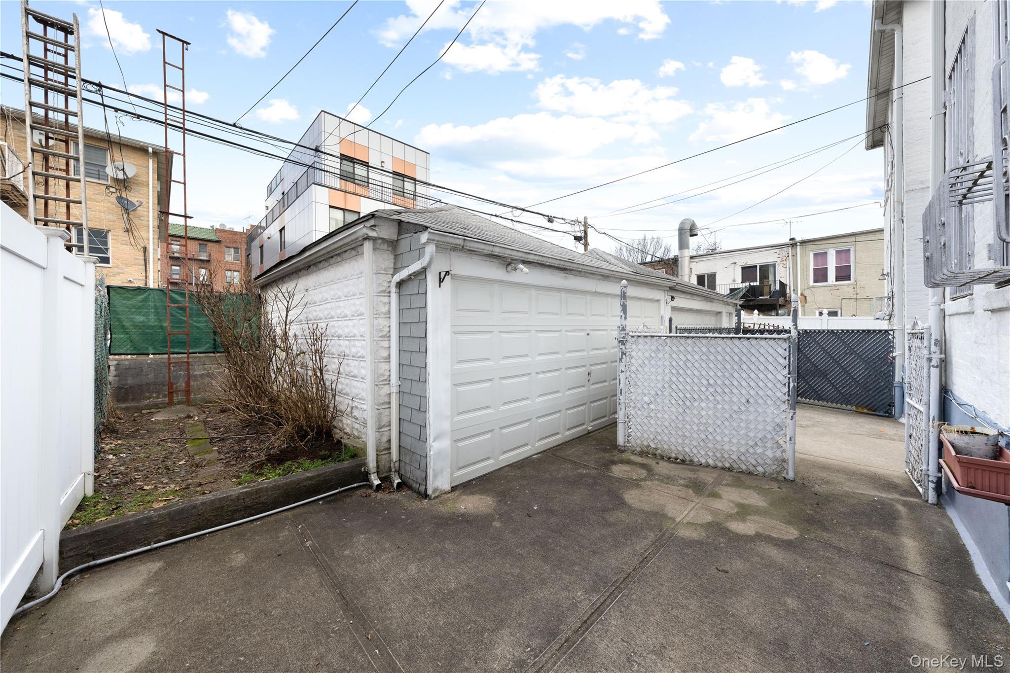 Single Family 71st Brooklyn, NY 11204, MLS-975439-23