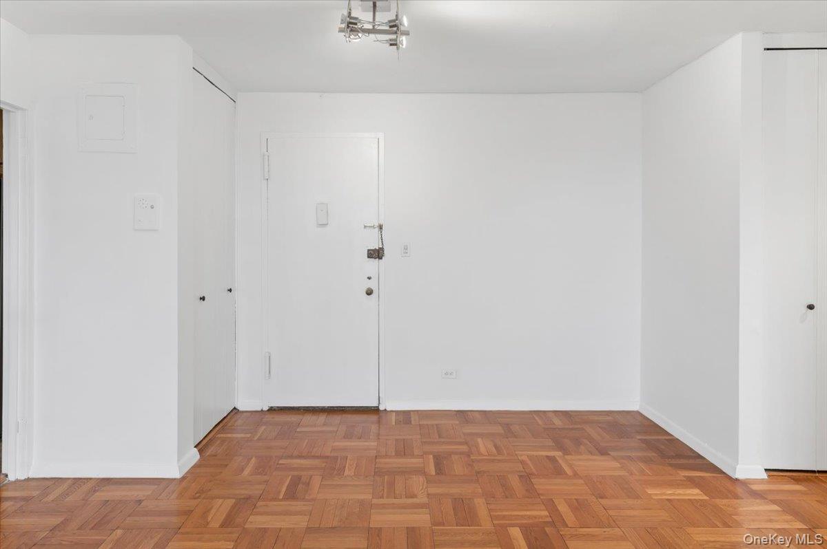 Coop Blackstone  Bronx, NY 10471, MLS-975450-12