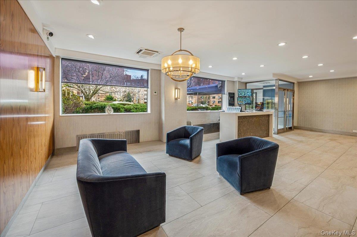 Coop Blackstone  Bronx, NY 10471, MLS-975450-16