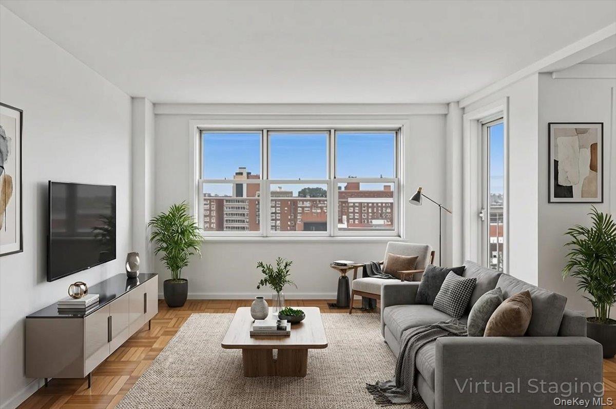 Coop Blackstone  Bronx, NY 10471, MLS-975450-2