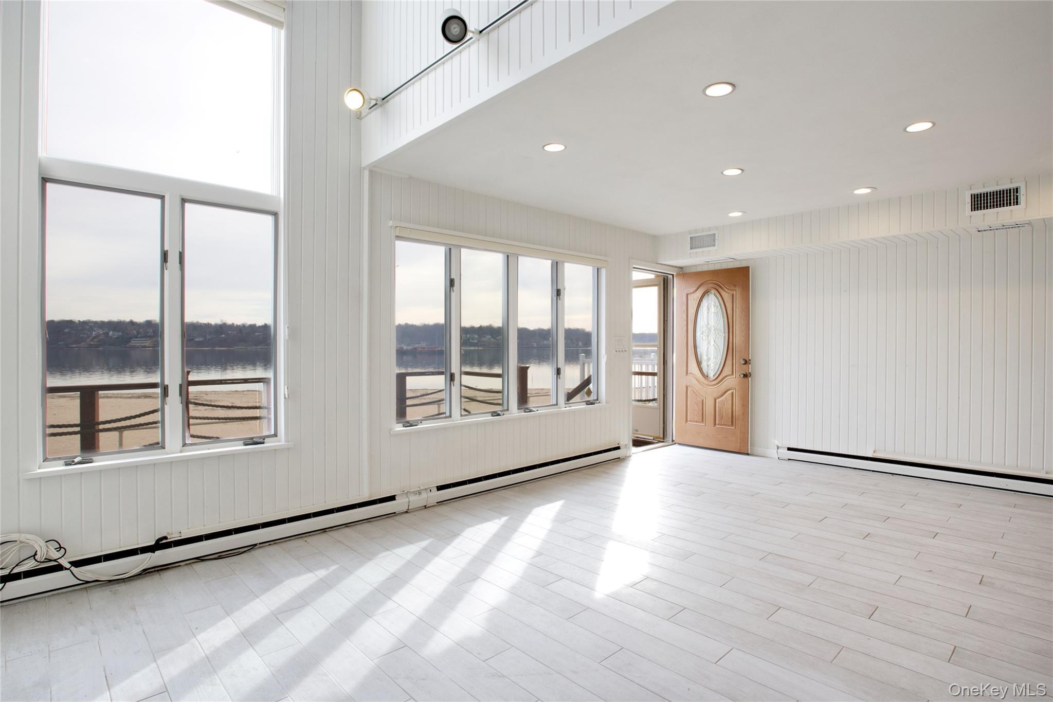 Coop West Shore  Nassau County, NY 11050, MLS-975460-4