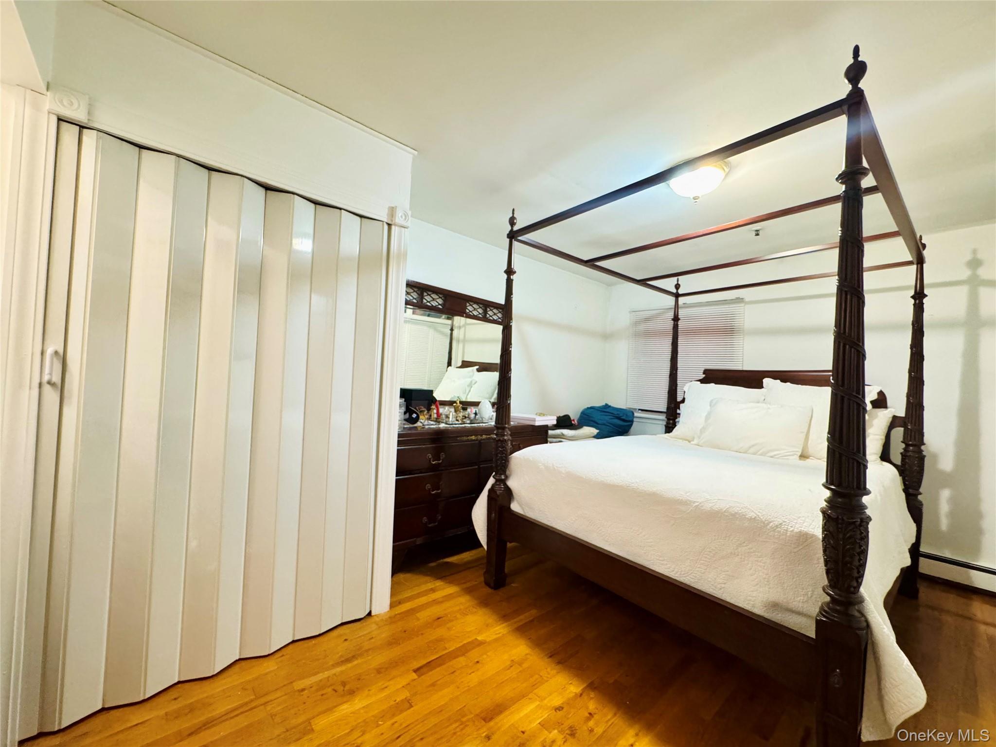 Single Family Huntington Bronx, NY 10465, MLS-975464-5