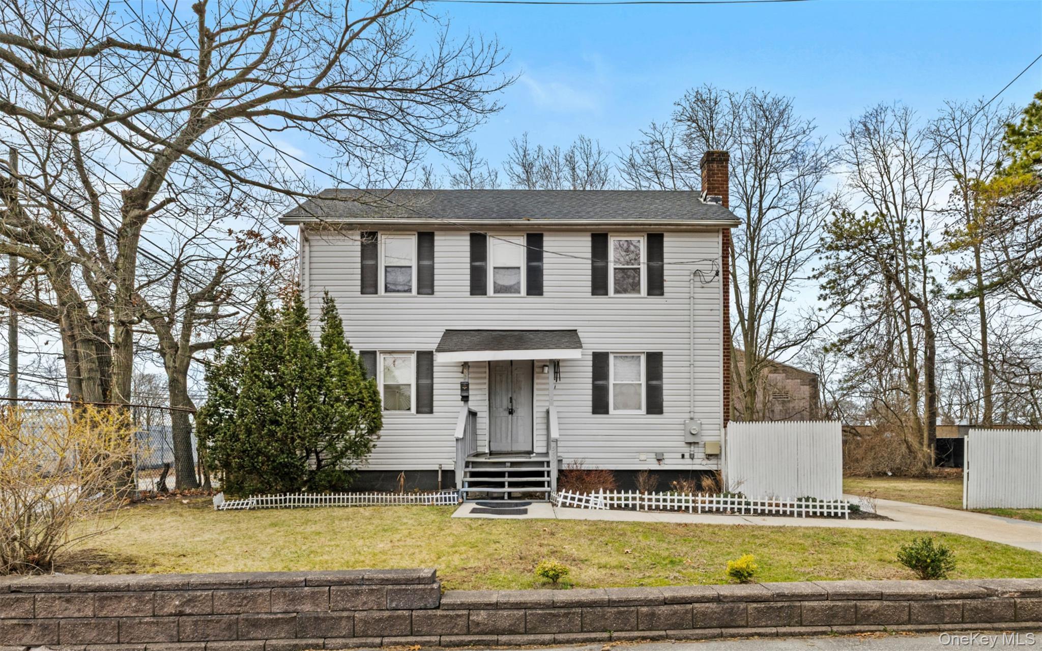 Single Family Acorn  Suffolk County, NY 11729, MLS-975465-2