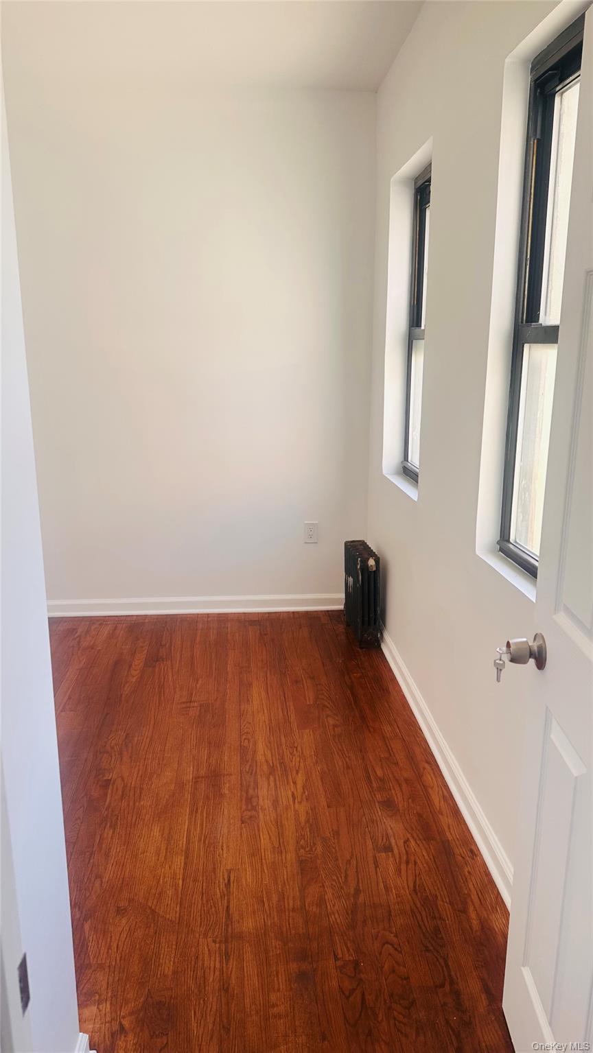 Apartment Glenmore  Brooklyn, NY 11208, MLS-975470-4