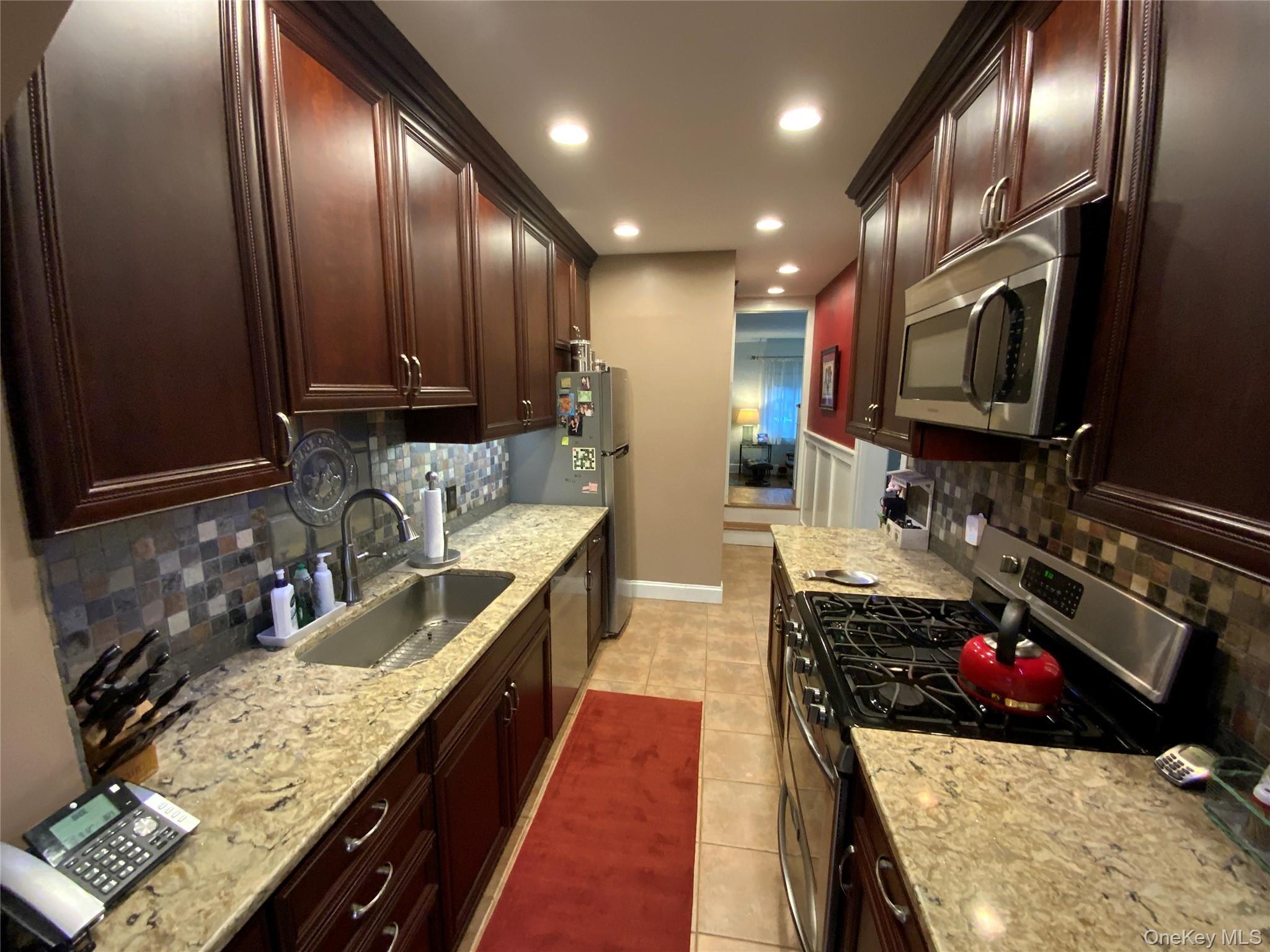 Single Family 189th  Queens, NY 11358, MLS-975471-11