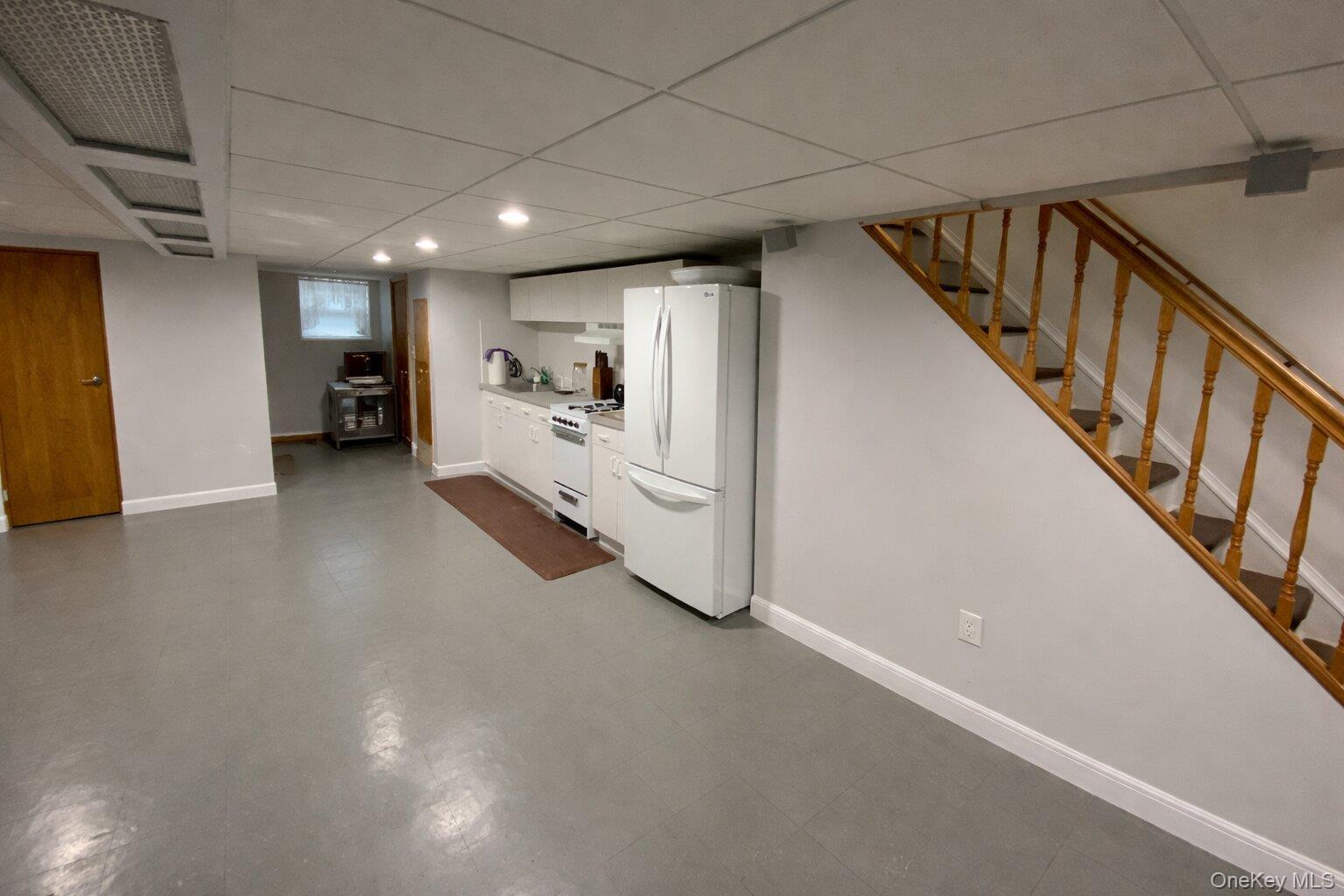 Single Family 189th  Queens, NY 11358, MLS-975471-32